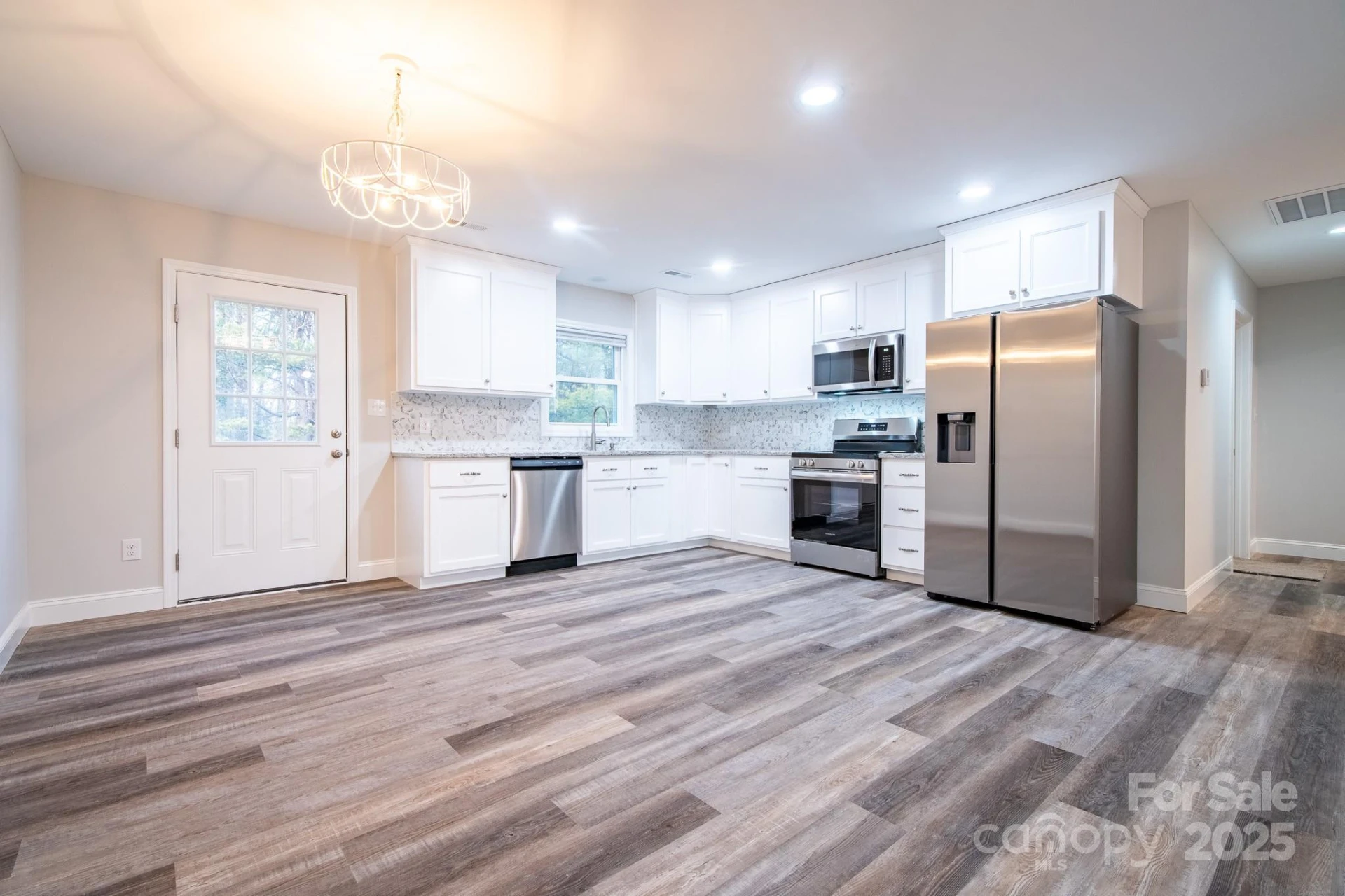 7315 Rhodhiss Road - Photo 2