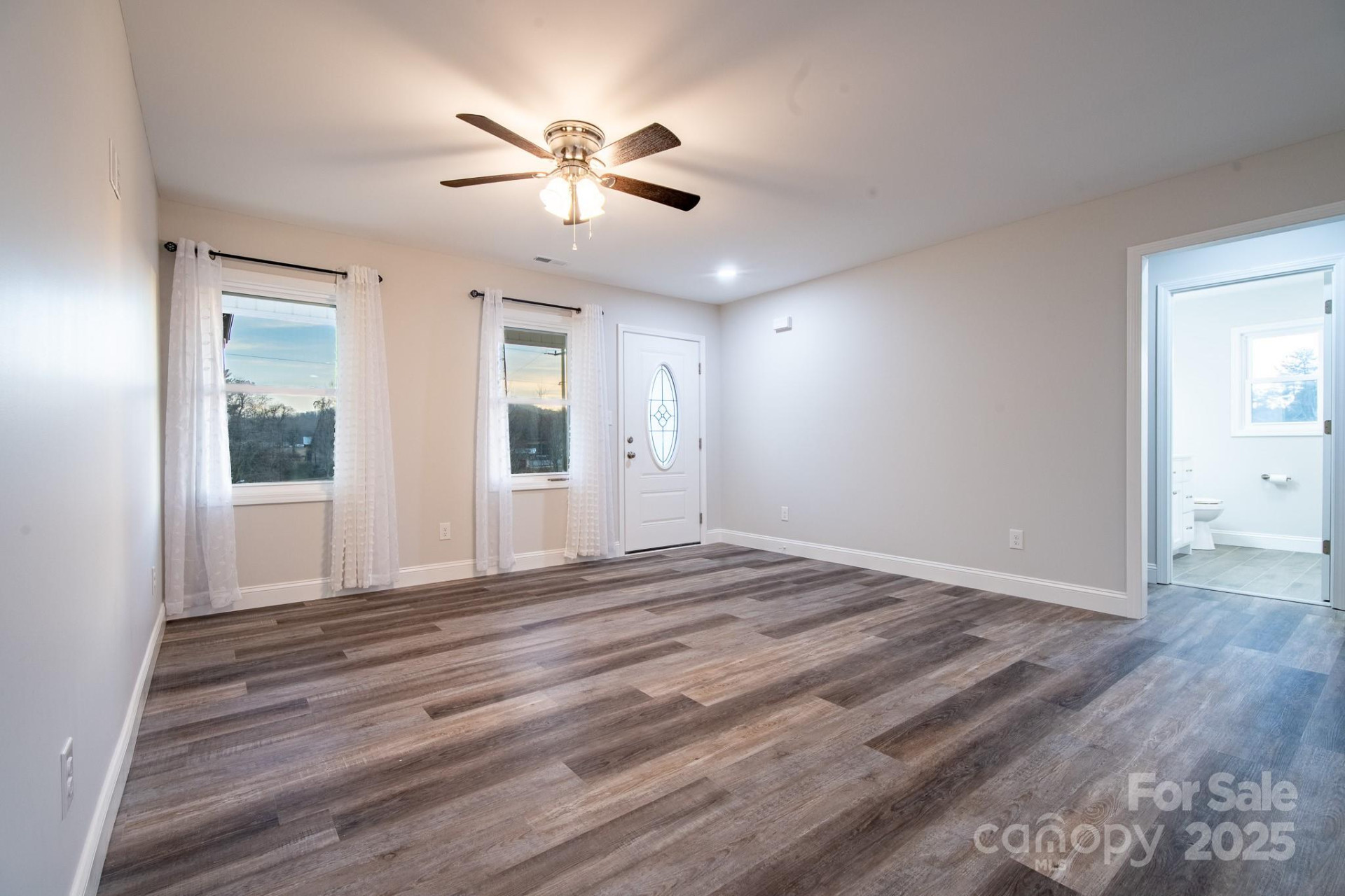 7315 Rhodhiss Road - Photo 4