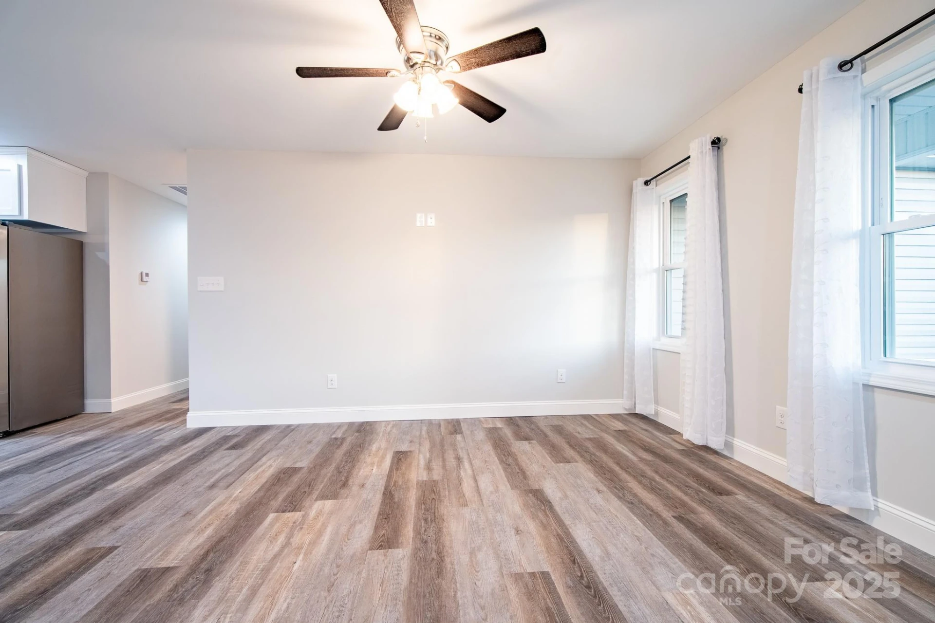 7315 Rhodhiss Road - Photo 6