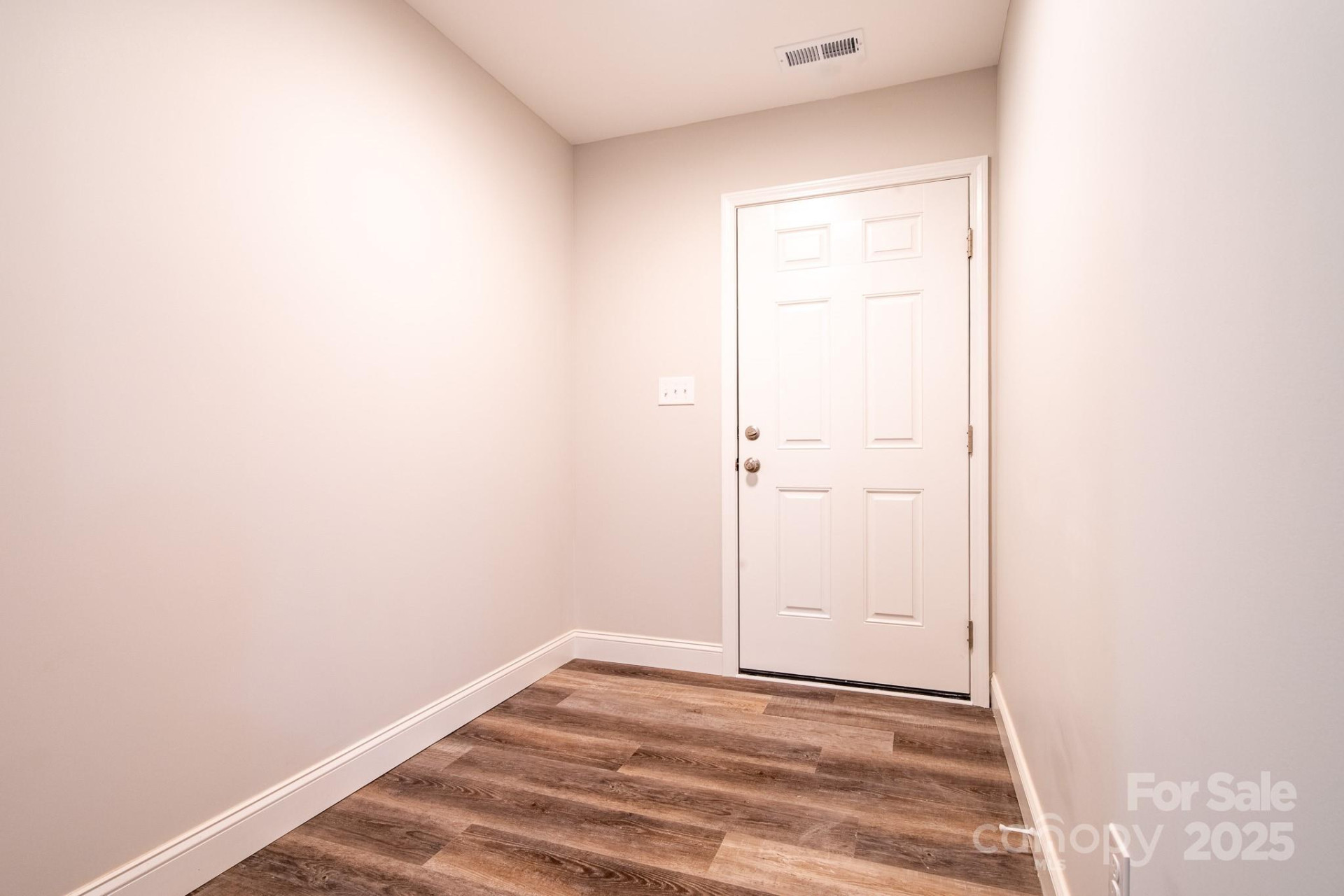 7315 Rhodhiss Road - Photo 10
