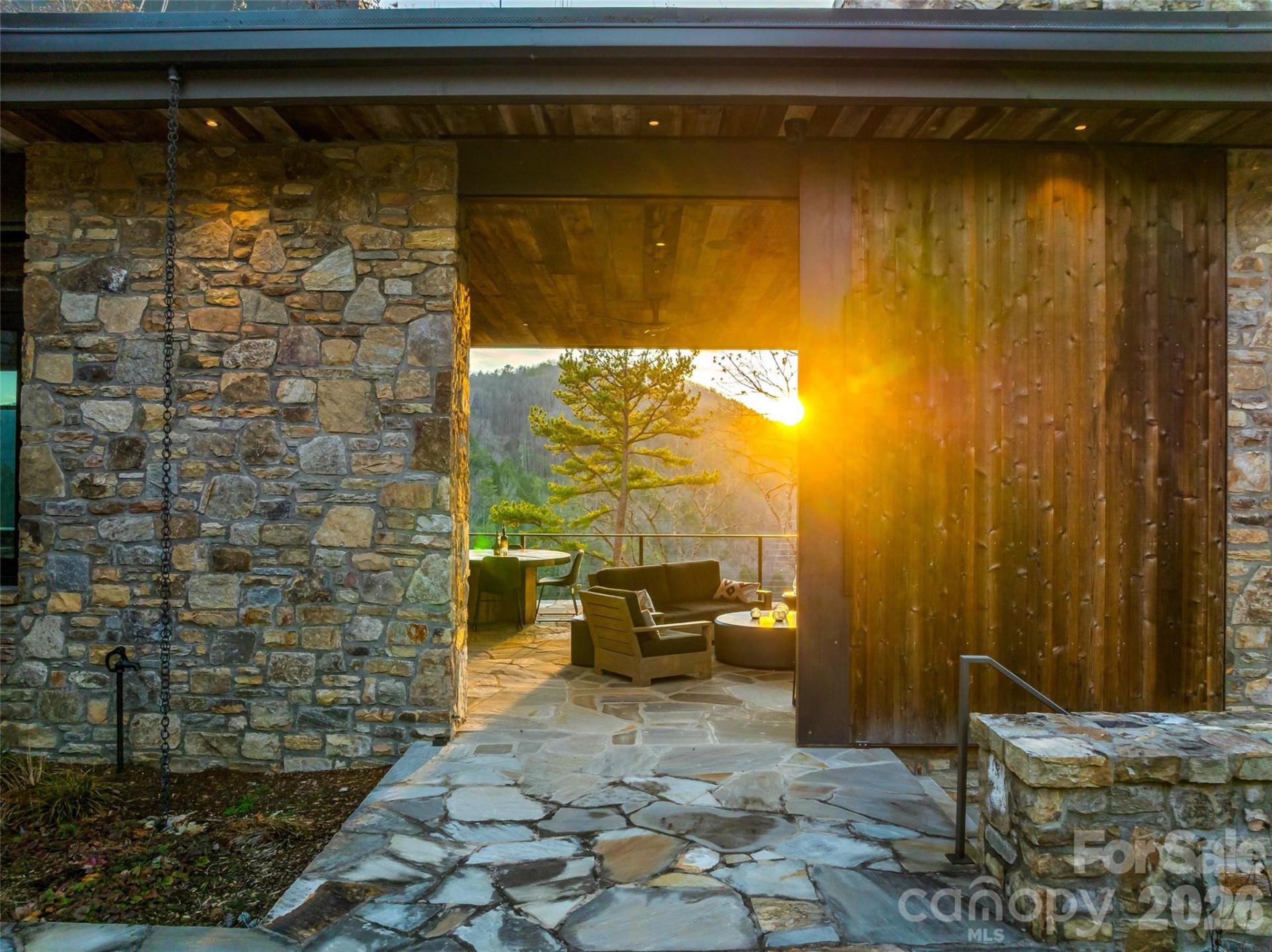 112 Moon Shadow Lane - Photo 9