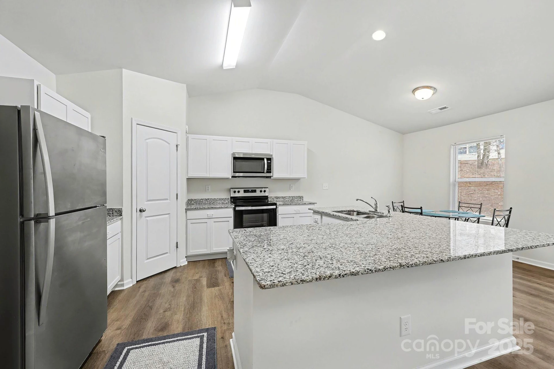1410 Amberlight Circle - Photo 10