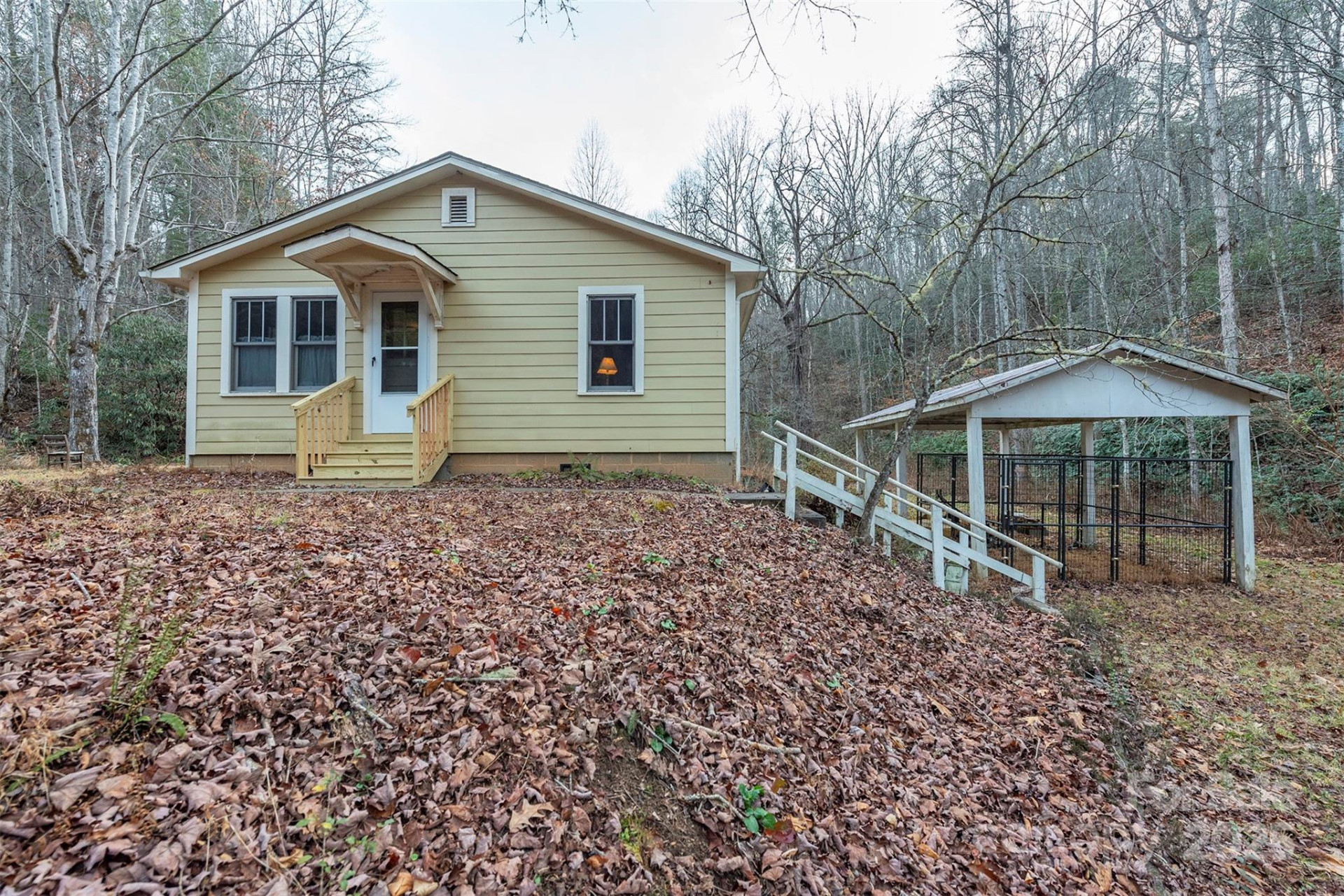 380 Buttercup Lane - Photo 4