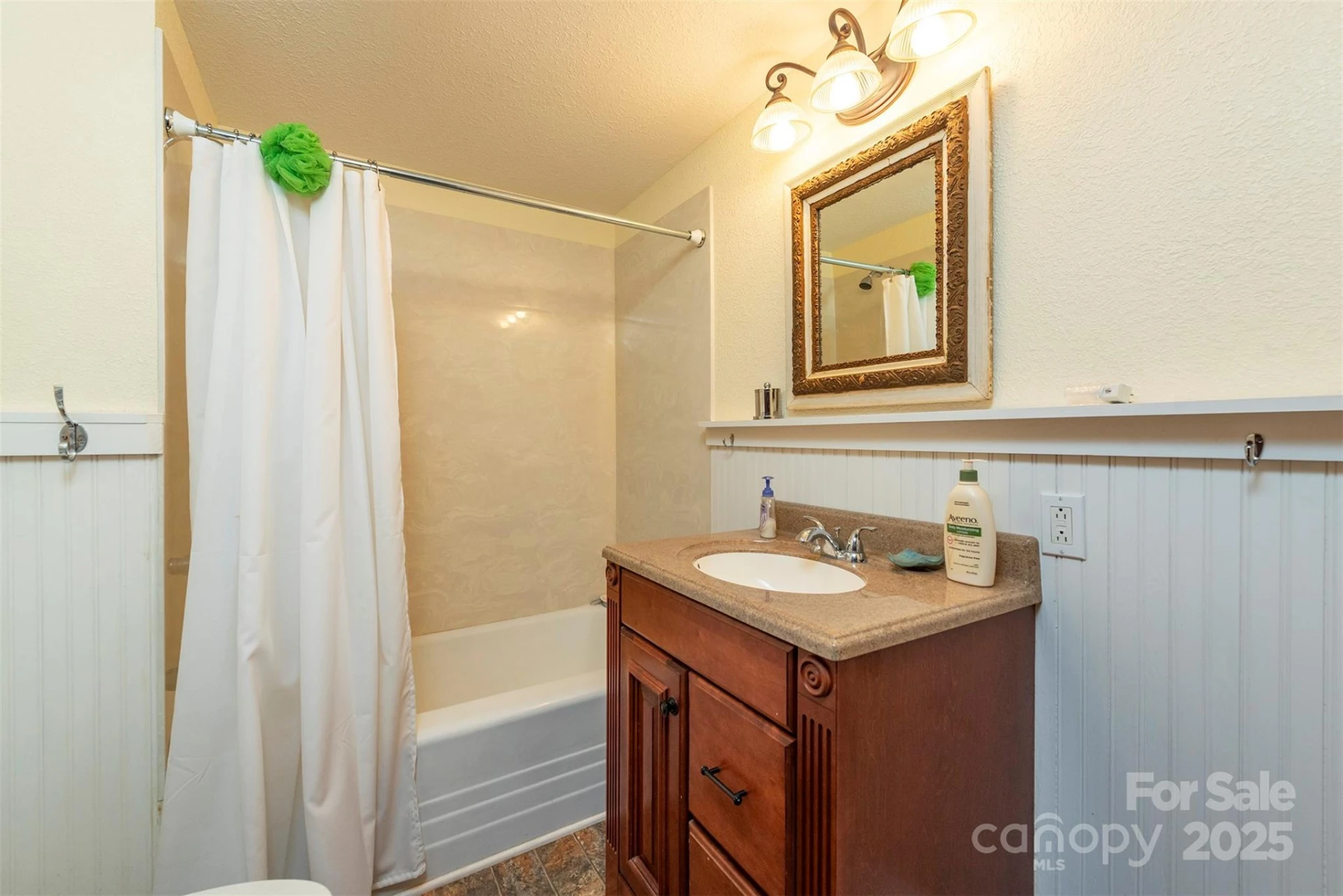 380 Buttercup Lane - Photo 43
