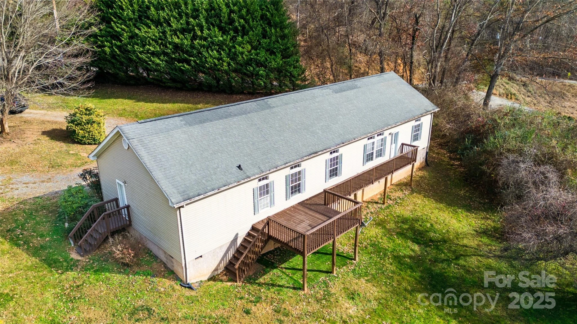 407 Monteith Gap Road - Photo 2