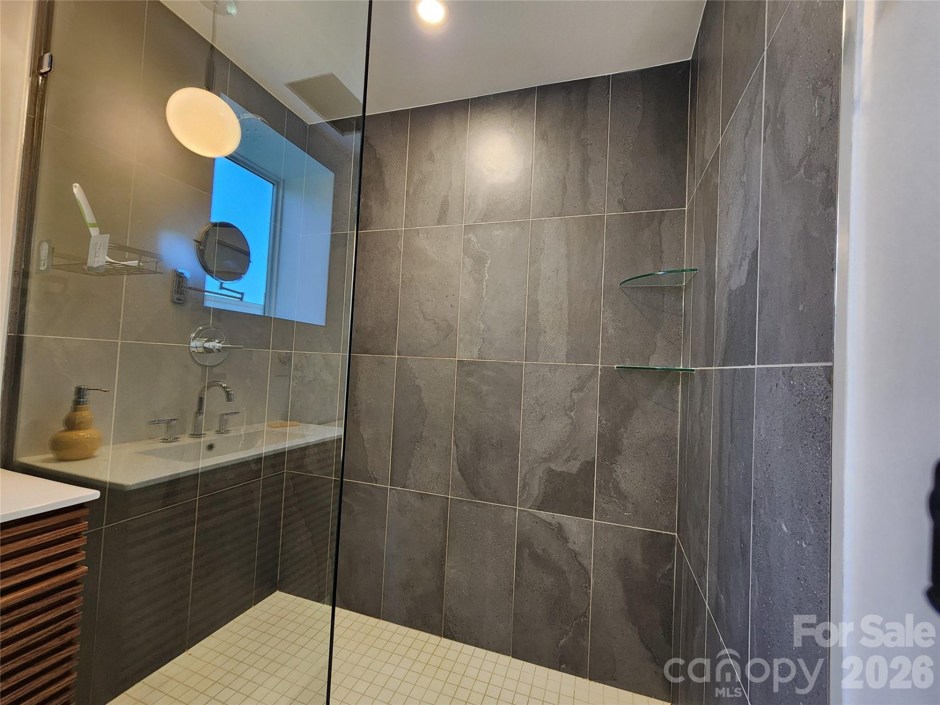 113 Hillside Street - Photo 37