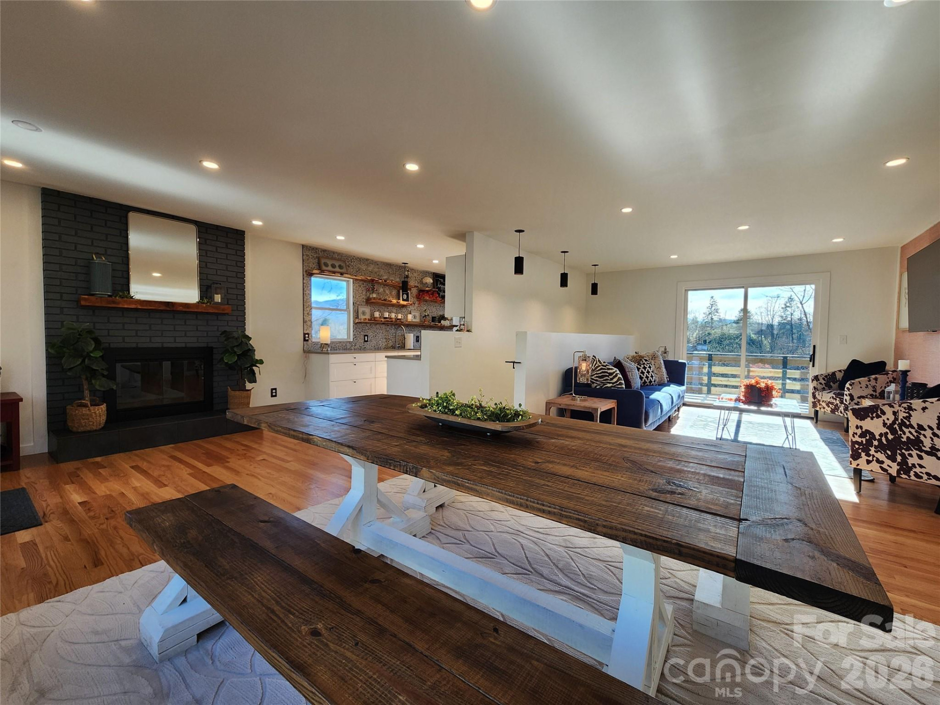 113 Hillside Street - Photo 10