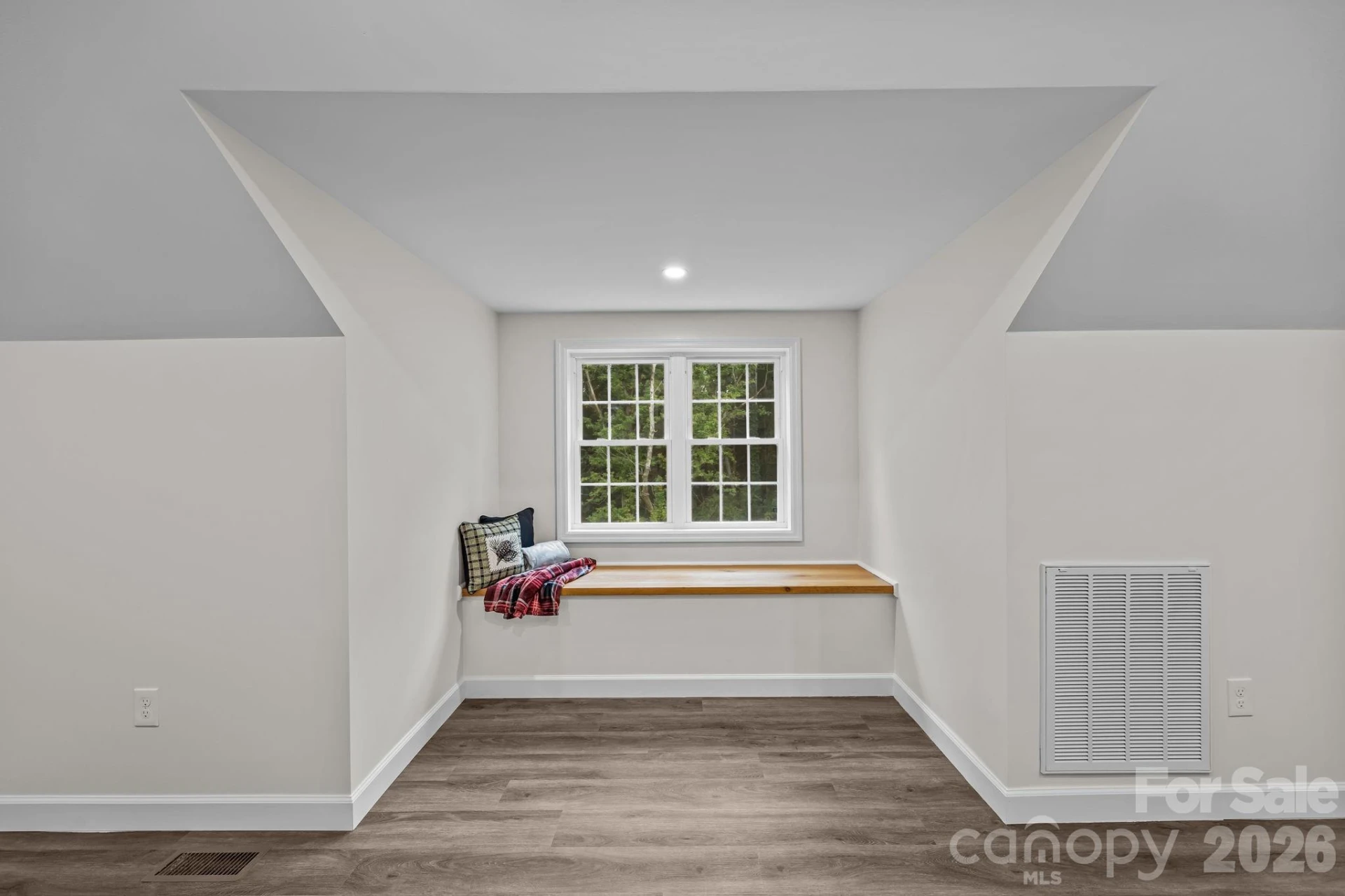215 McCoy Cove - Photo 67