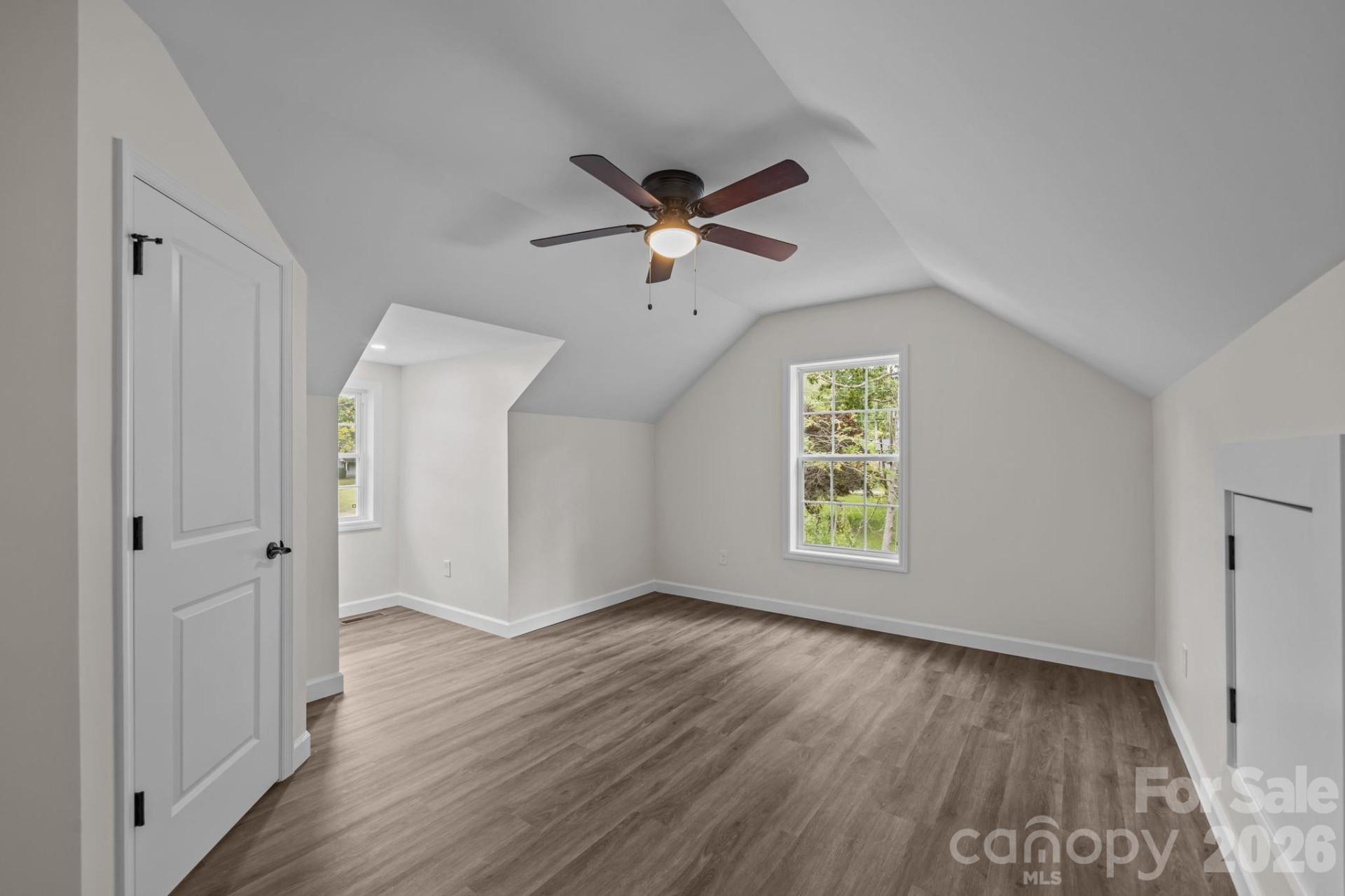 215 McCoy Cove - Photo 73