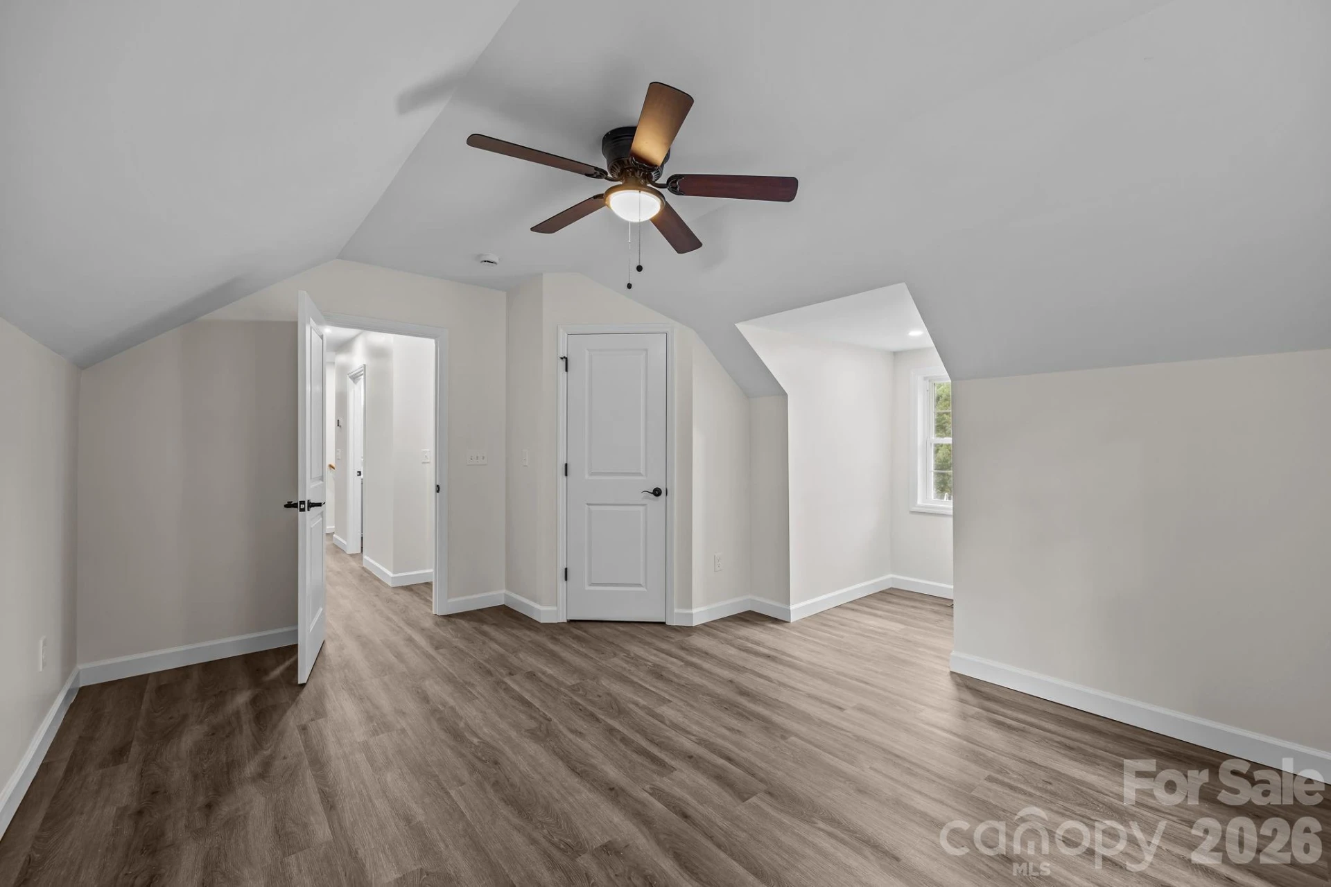 215 McCoy Cove - Photo 75