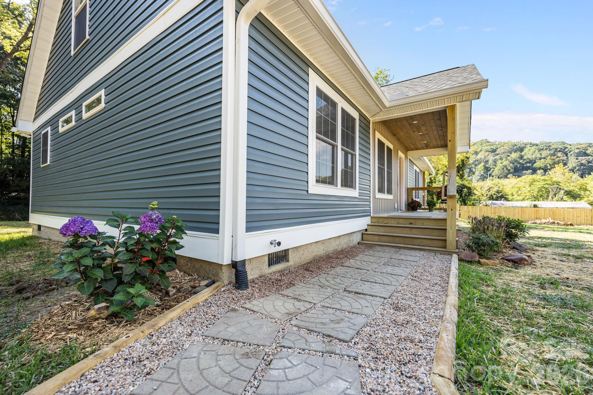 215 McCoy Cove - Photo 9