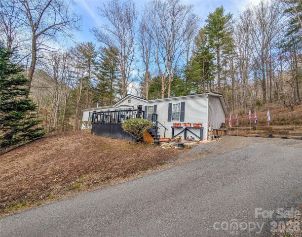 1372 Lickskillet Road