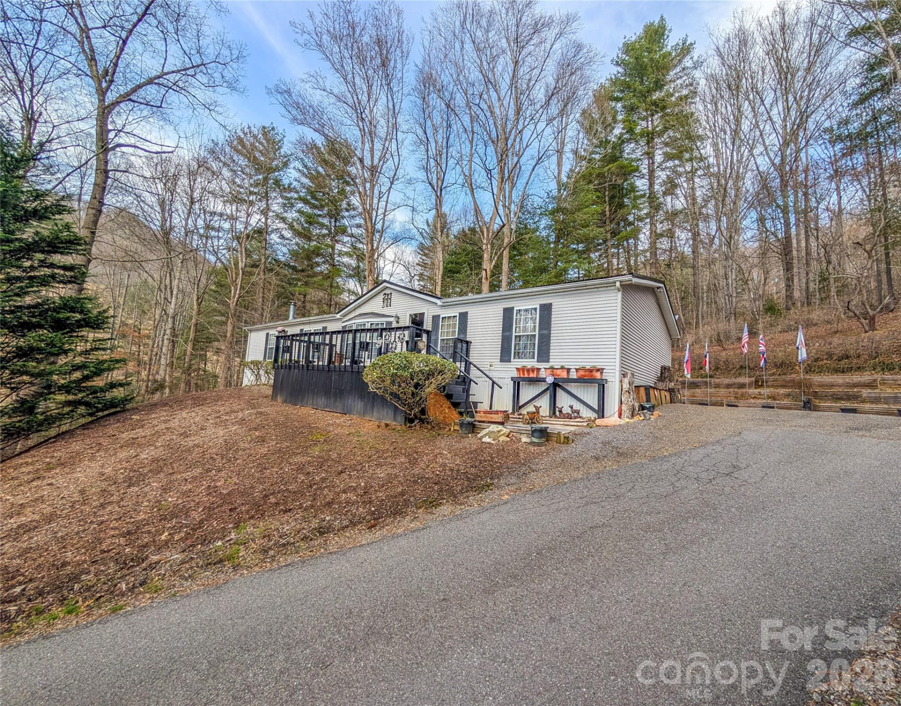 1372 Lickskillet Road