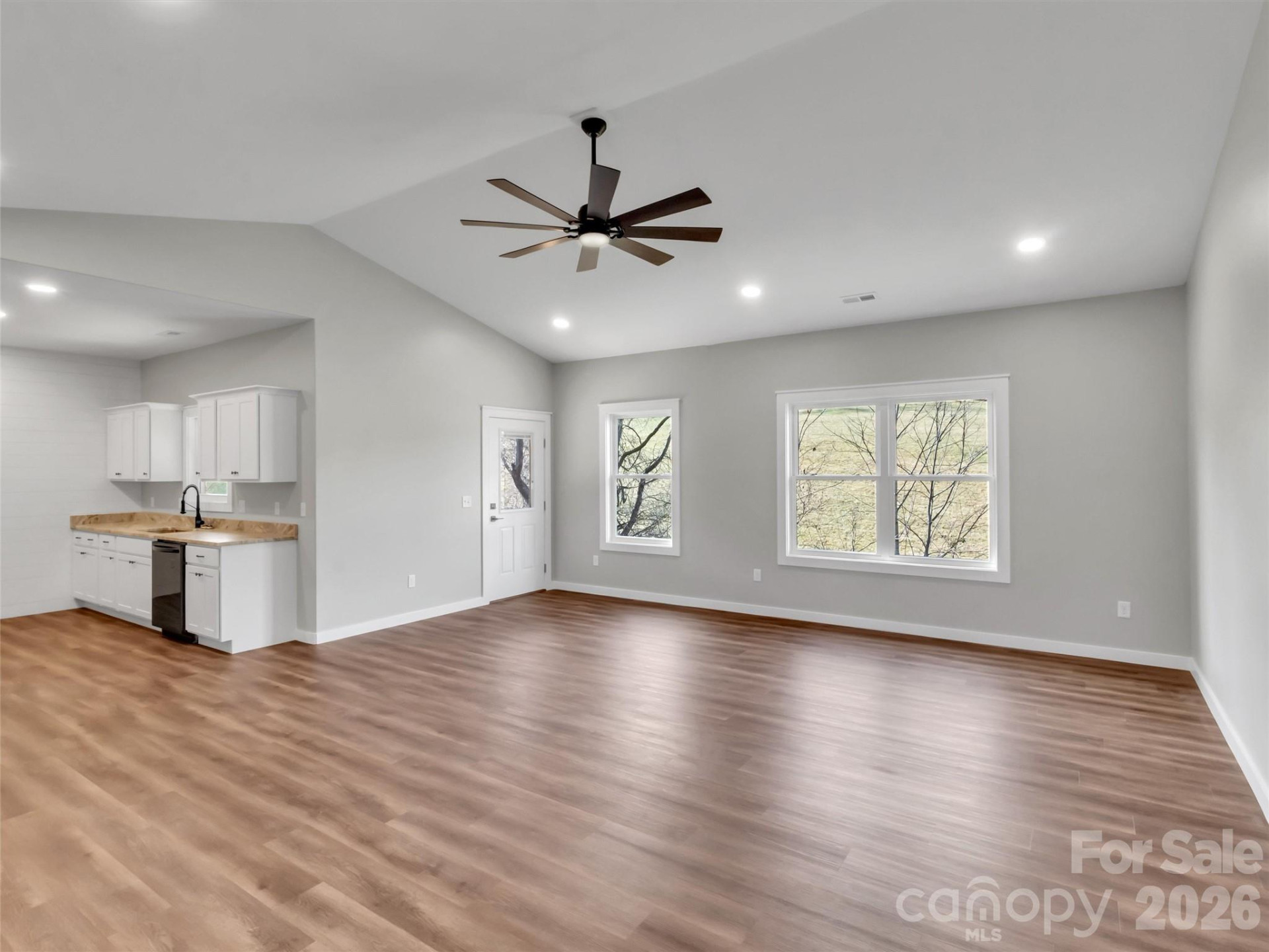 171 Peyton Elaine Road - Photo 4
