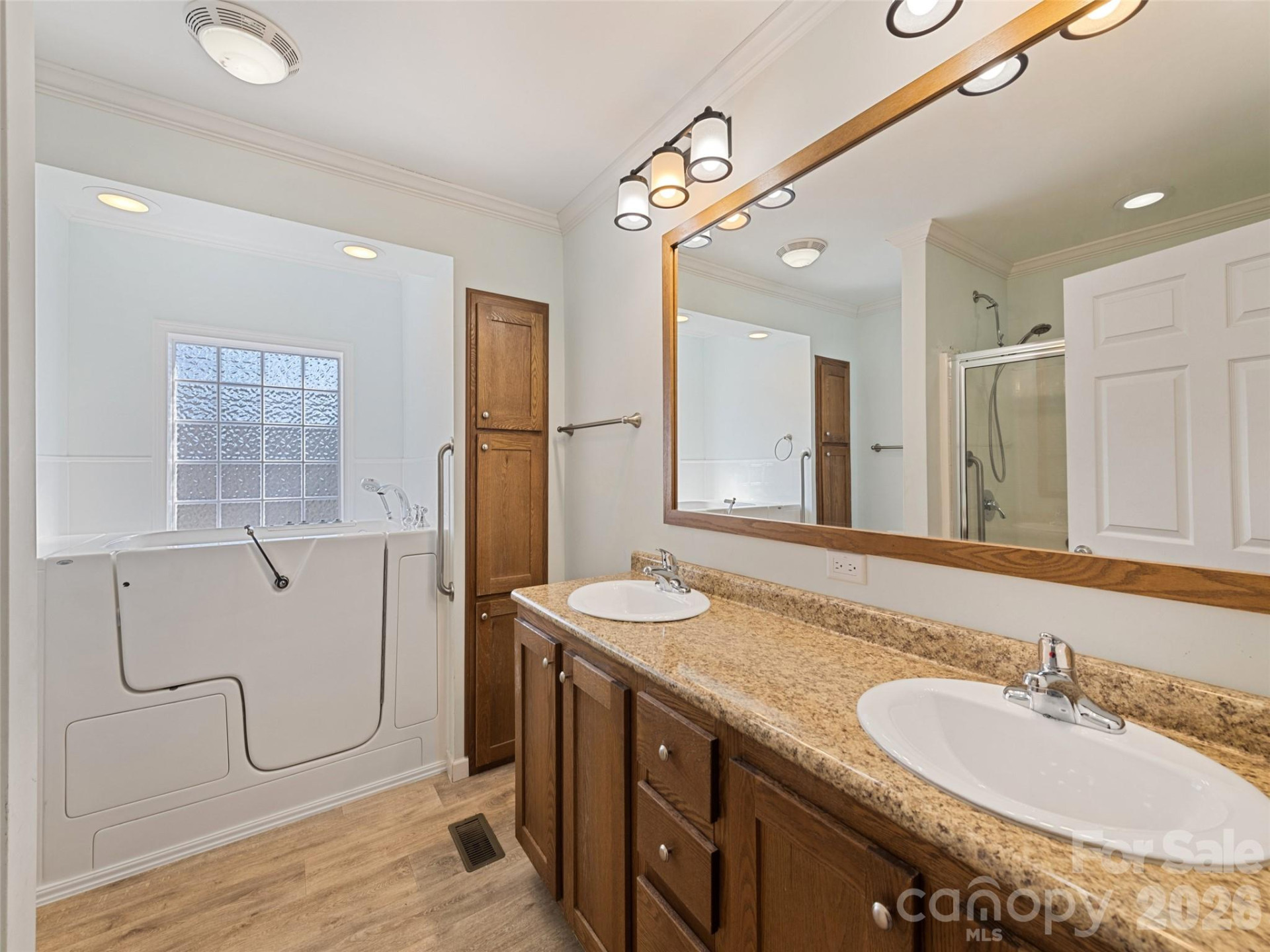 10 Enochs Way - Photo 14