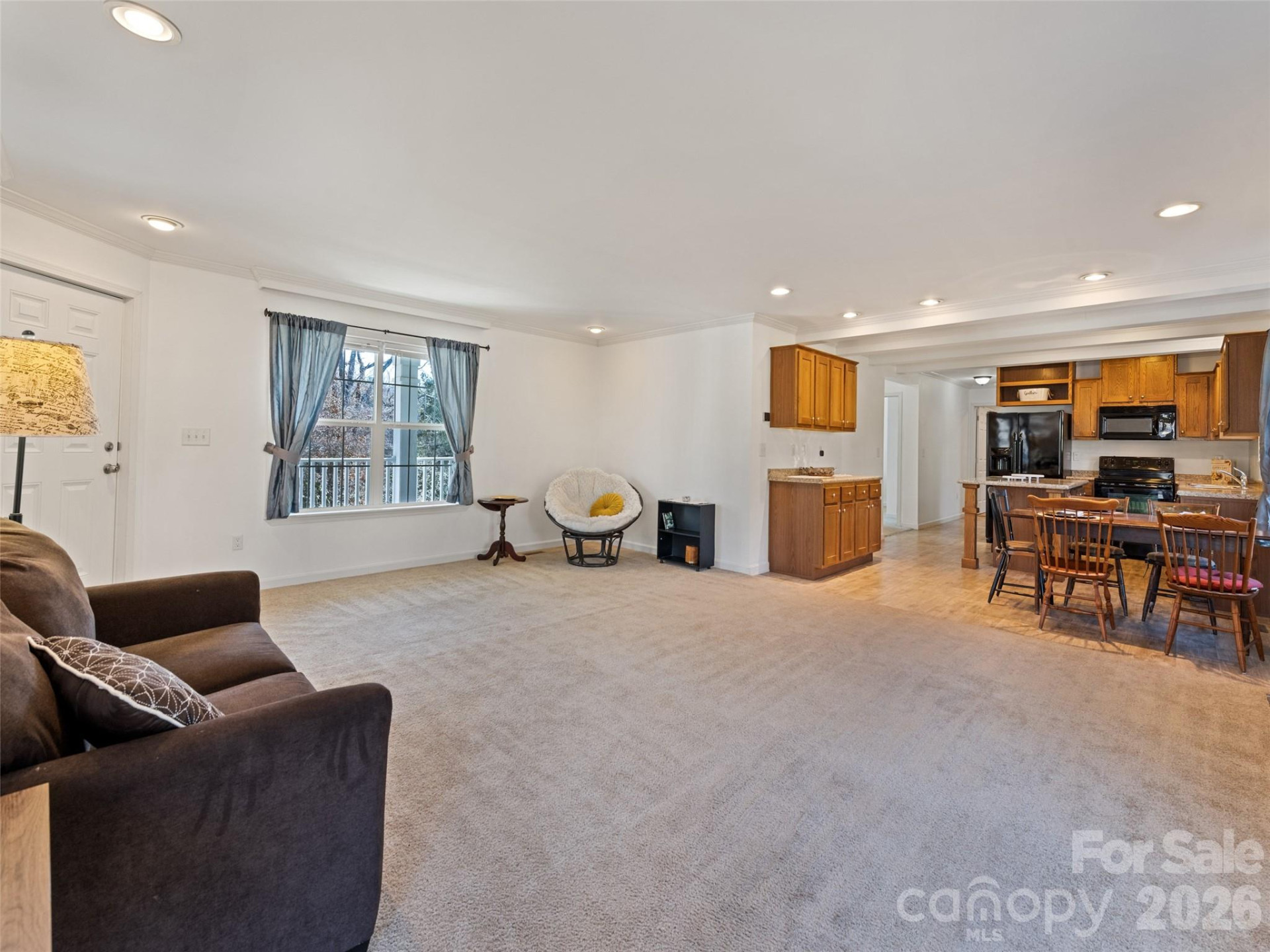 10 Enochs Way - Photo 3