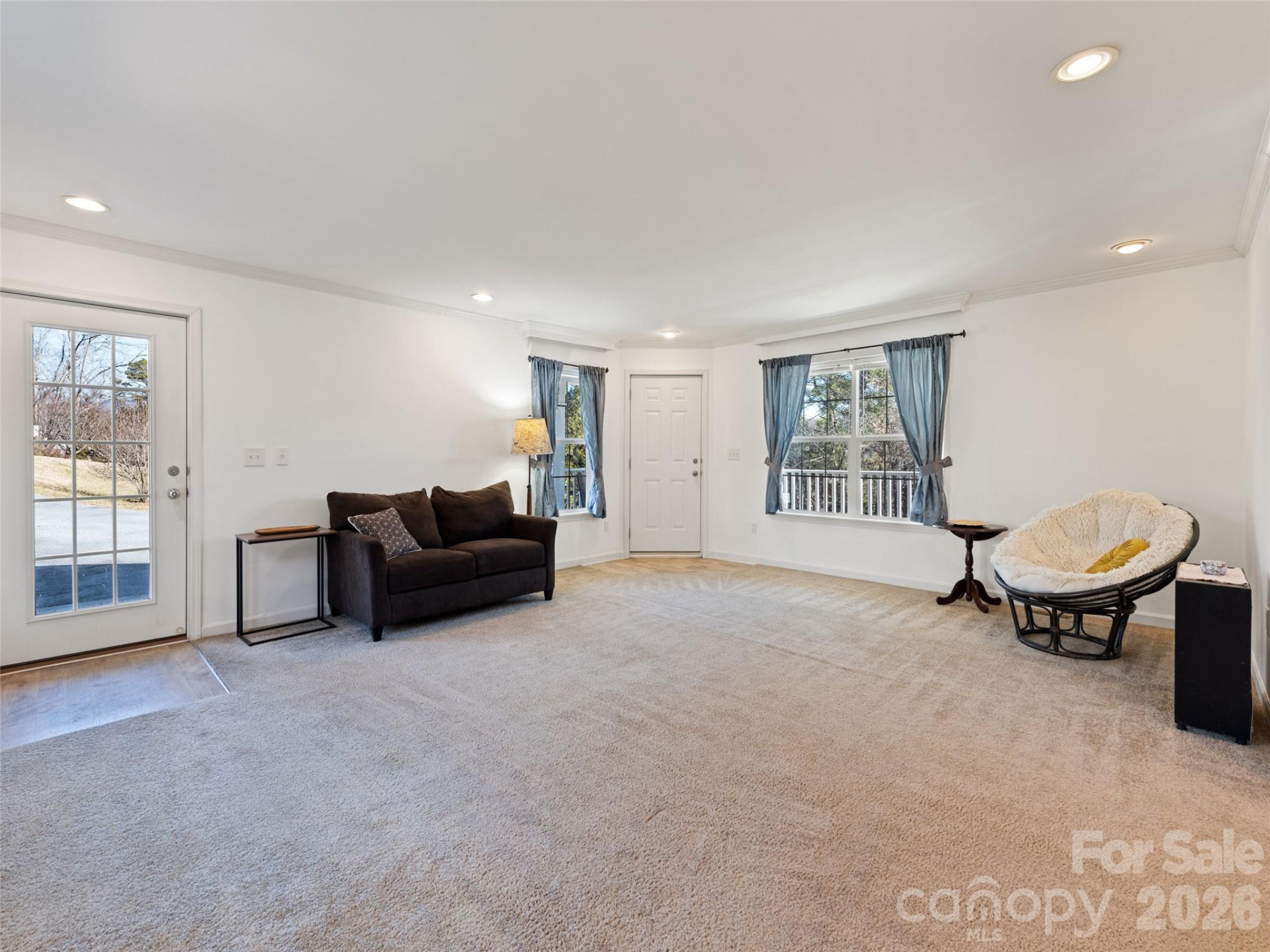 10 Enochs Way - Photo 4