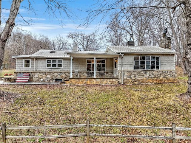 18 & 44 Sierra Point