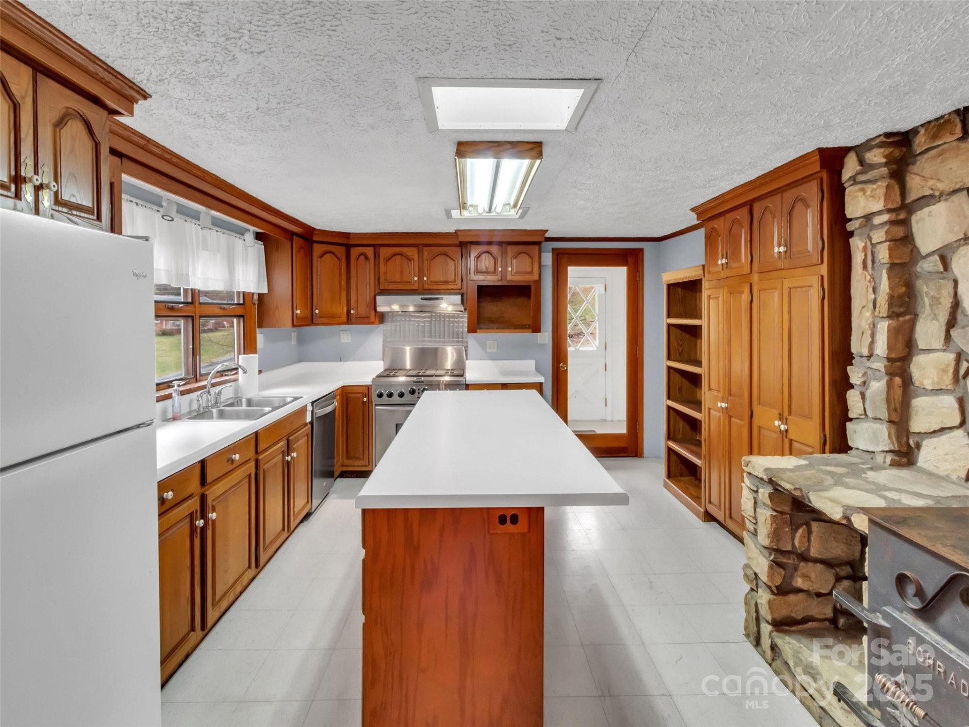 18 & 44 Sierra Point - Photo 8