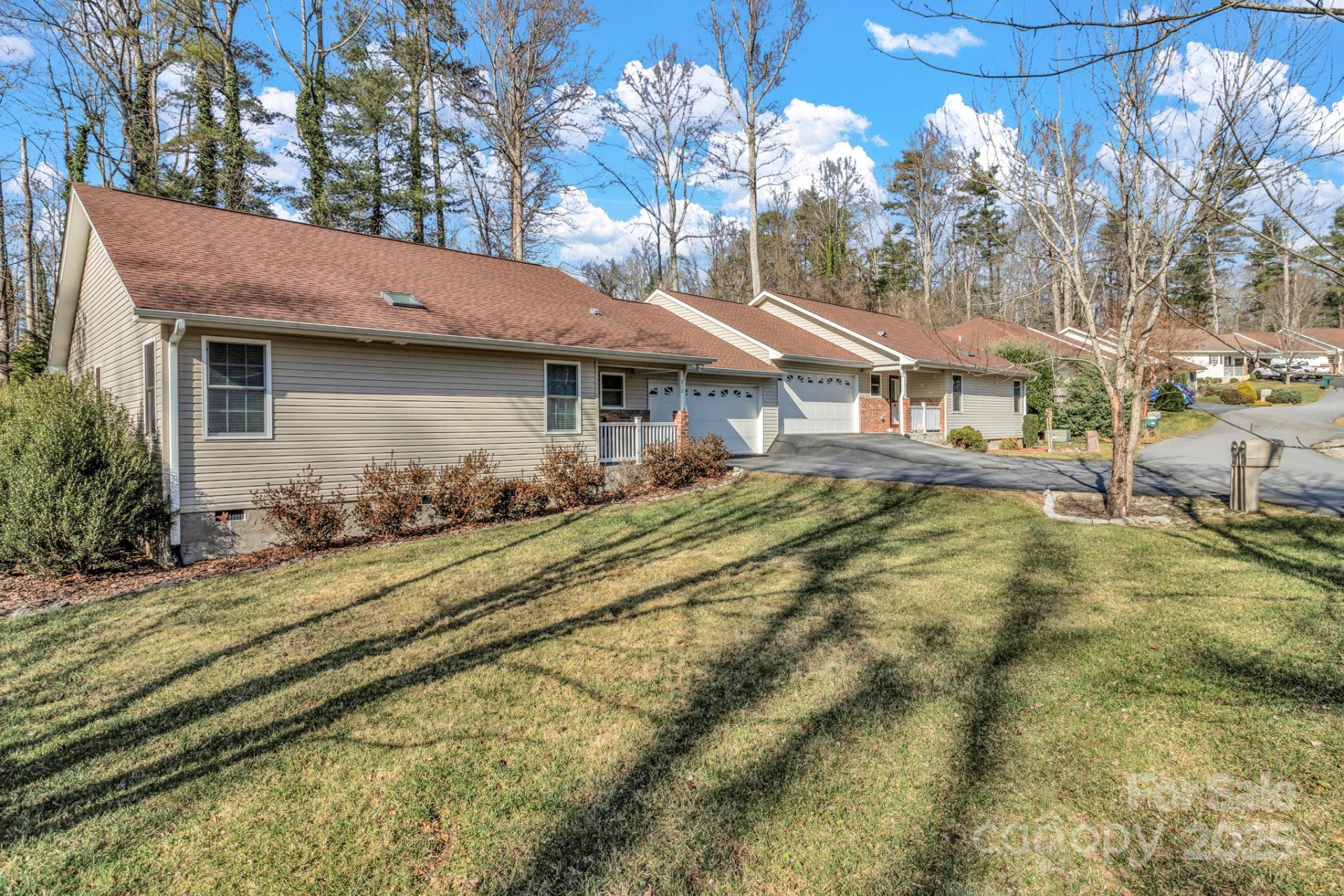 210 Allen Paul Drive - Photo 2