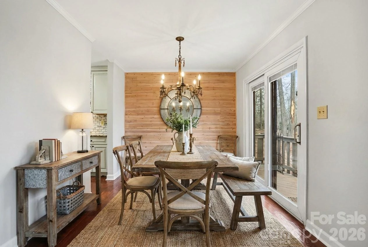 374 Tall Oaks Trail - Photo 4