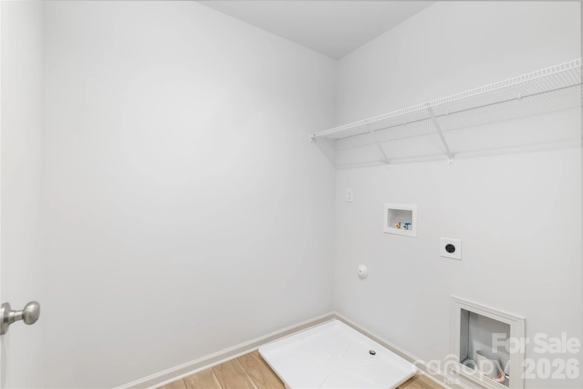 1418 Summerville Road - Photo 16