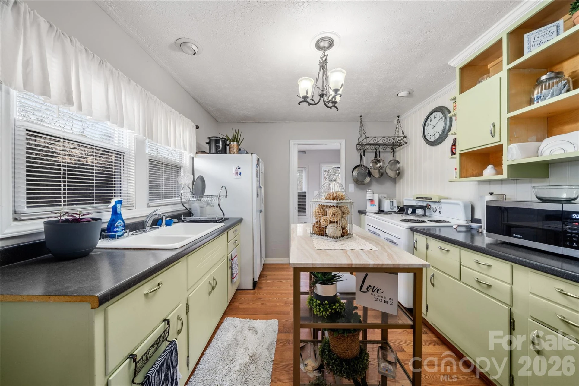 8 Linda Vista Drive - Photo 12
