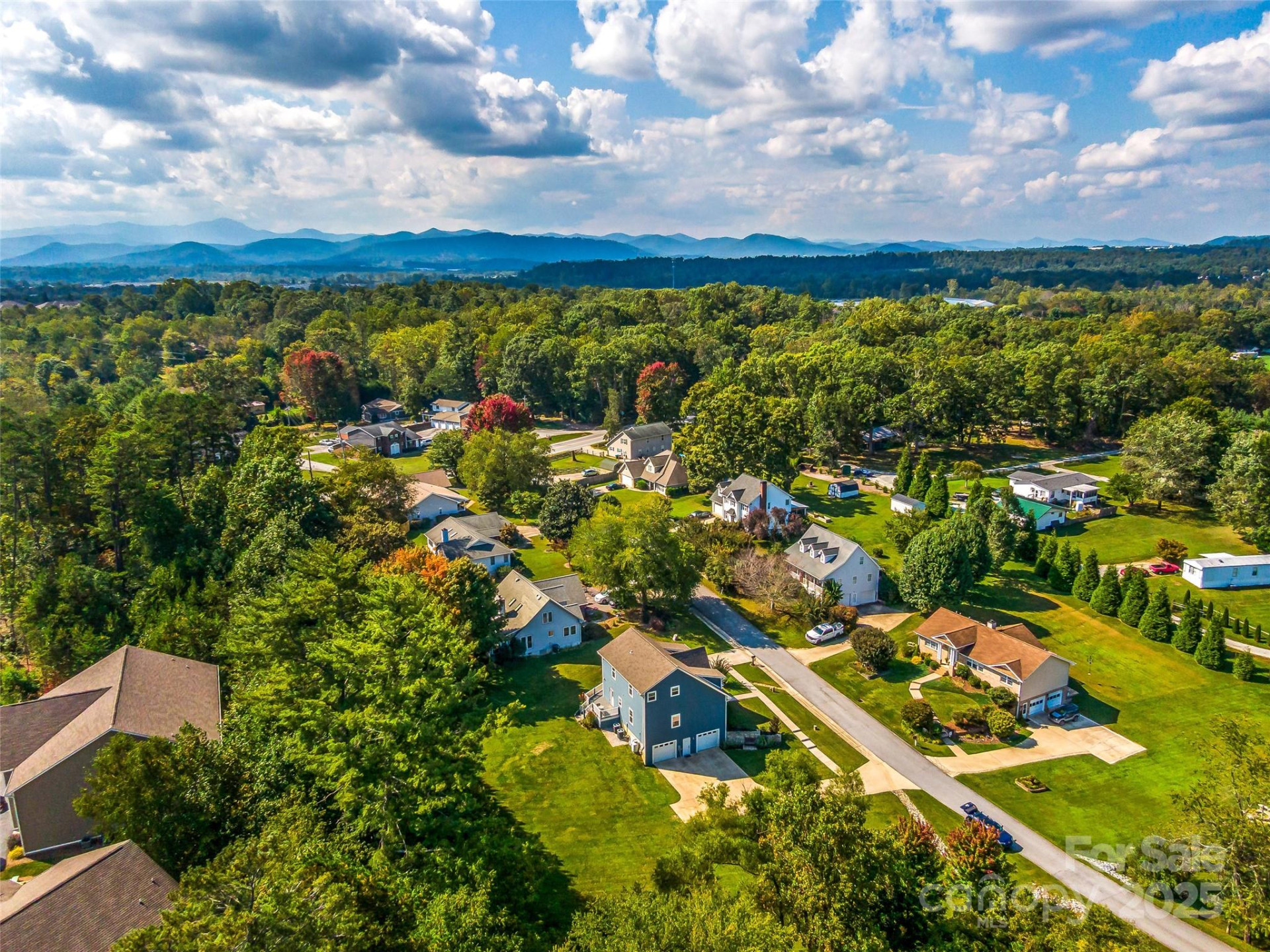 10 Warbler Drive - Photo 3