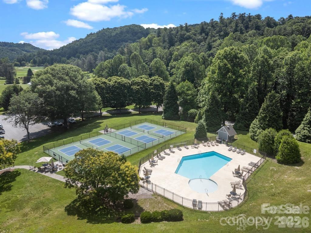 360 Kenmure Drive - Photo 10