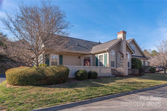 122 Outlook Circle, Swannanoa, NC, 28778