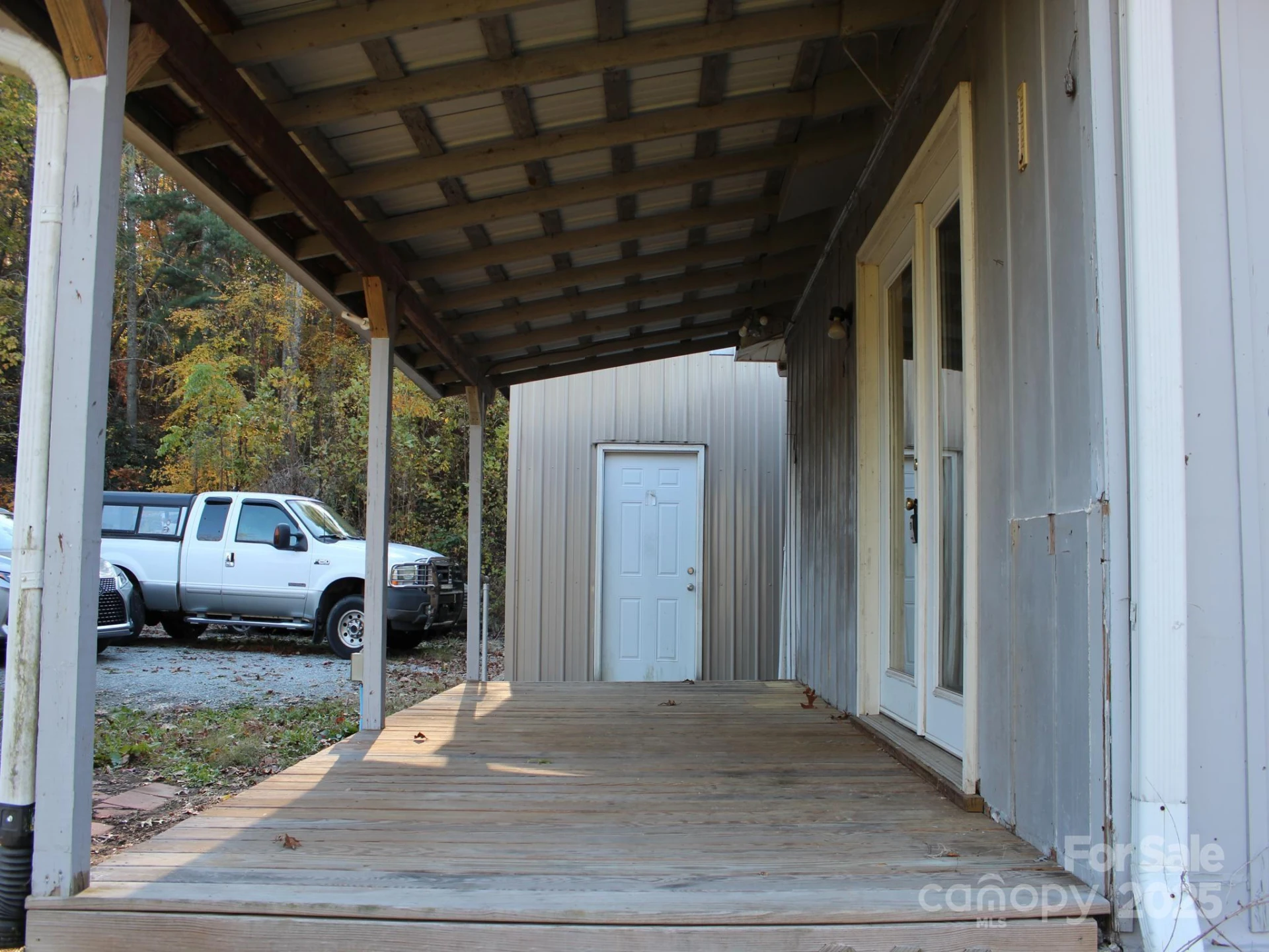 709 Wickins Drive - Photo 4