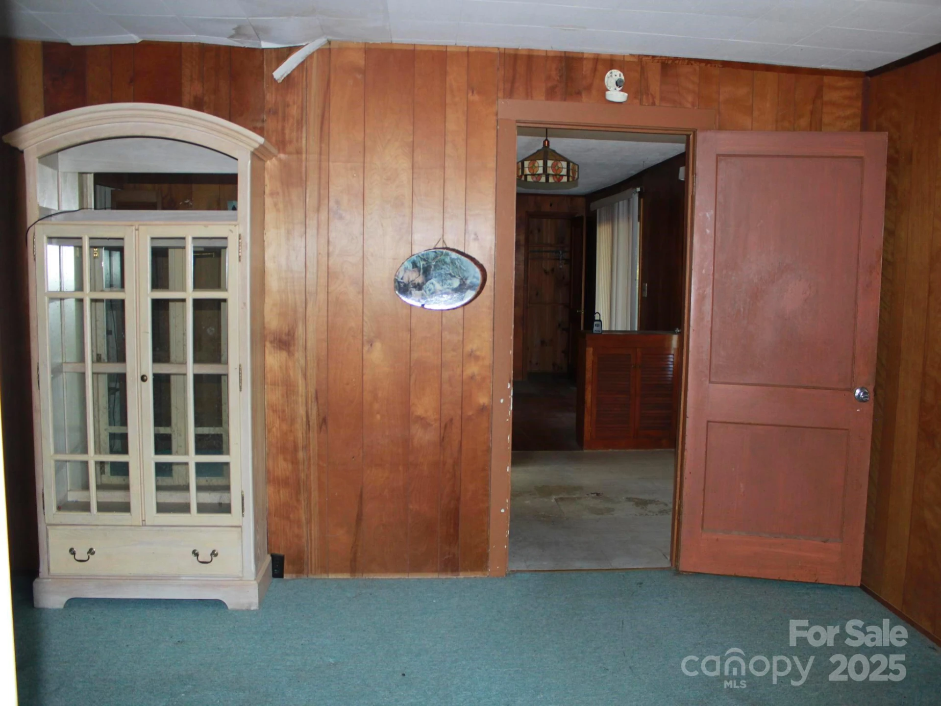 709 Wickins Drive - Photo 6