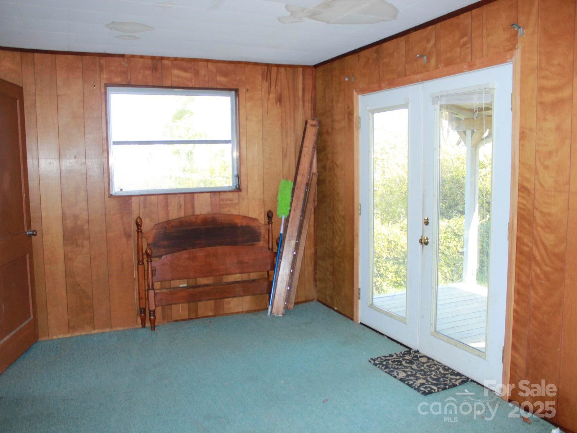 709 Wickins Drive - Photo 7