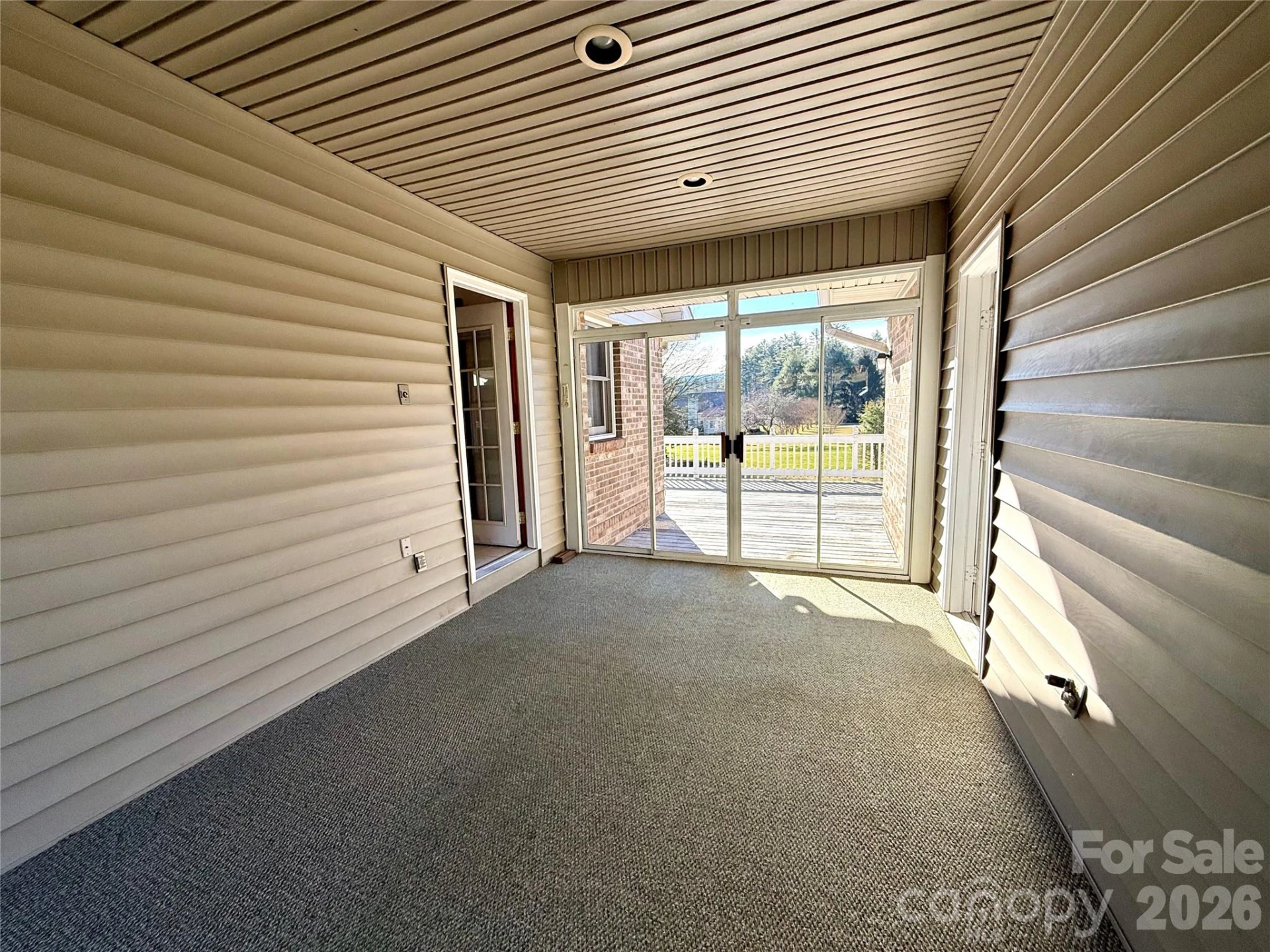2001 Plum Tree Lane - Photo 17