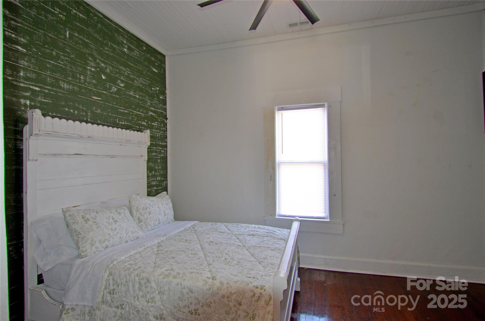 150 Hoyle Street #7 - Photo 16