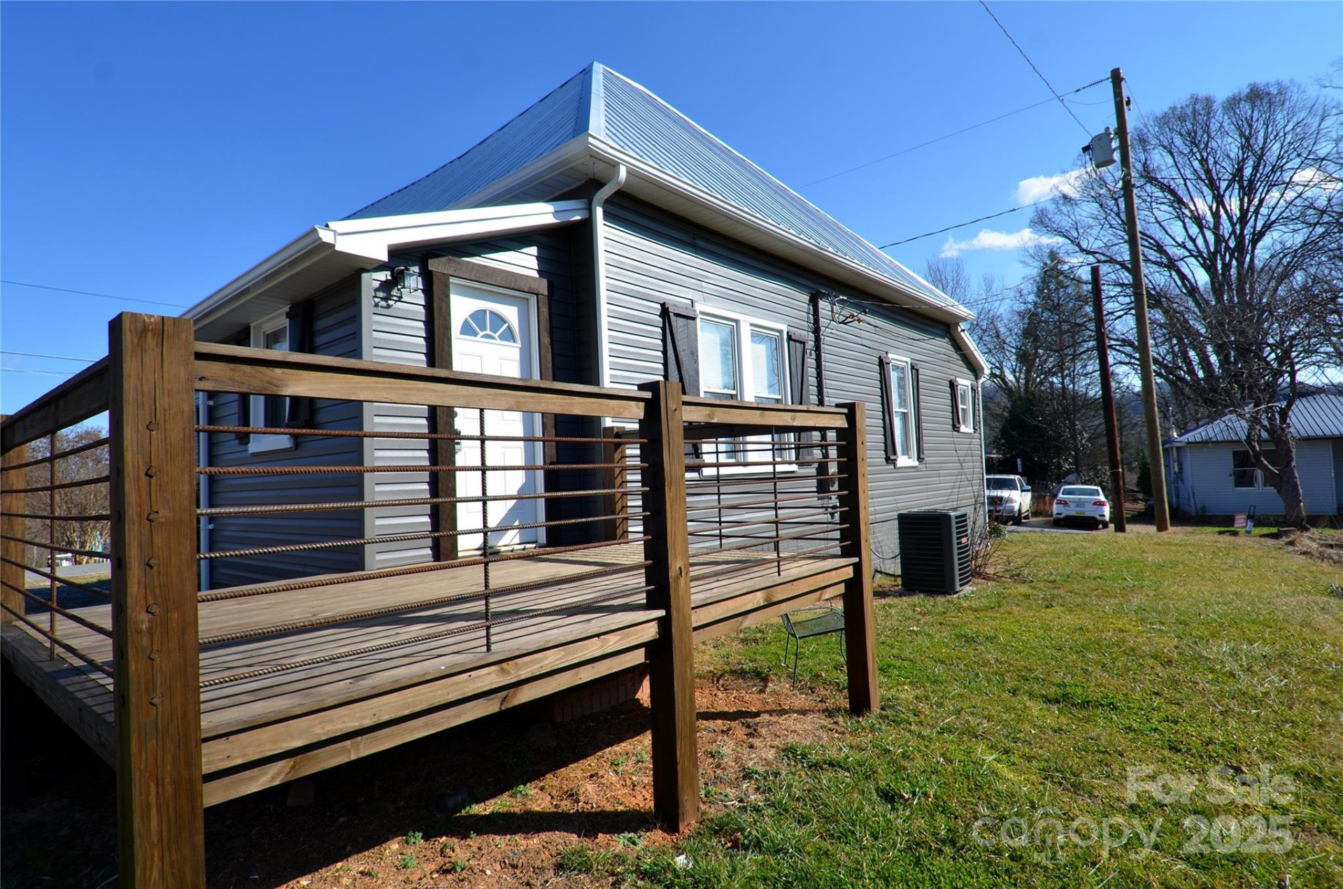 150 Hoyle Street #7 - Photo 4