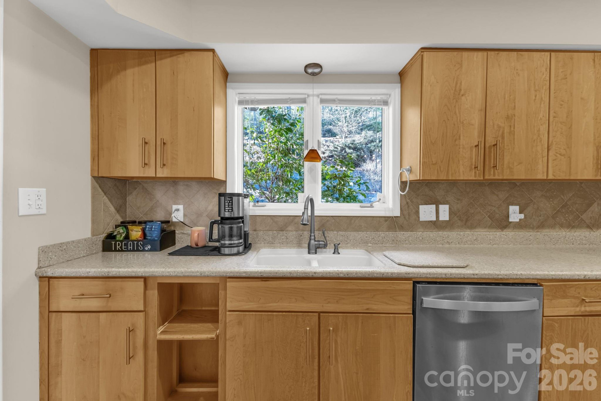 11 Poplar Drive - Photo 7