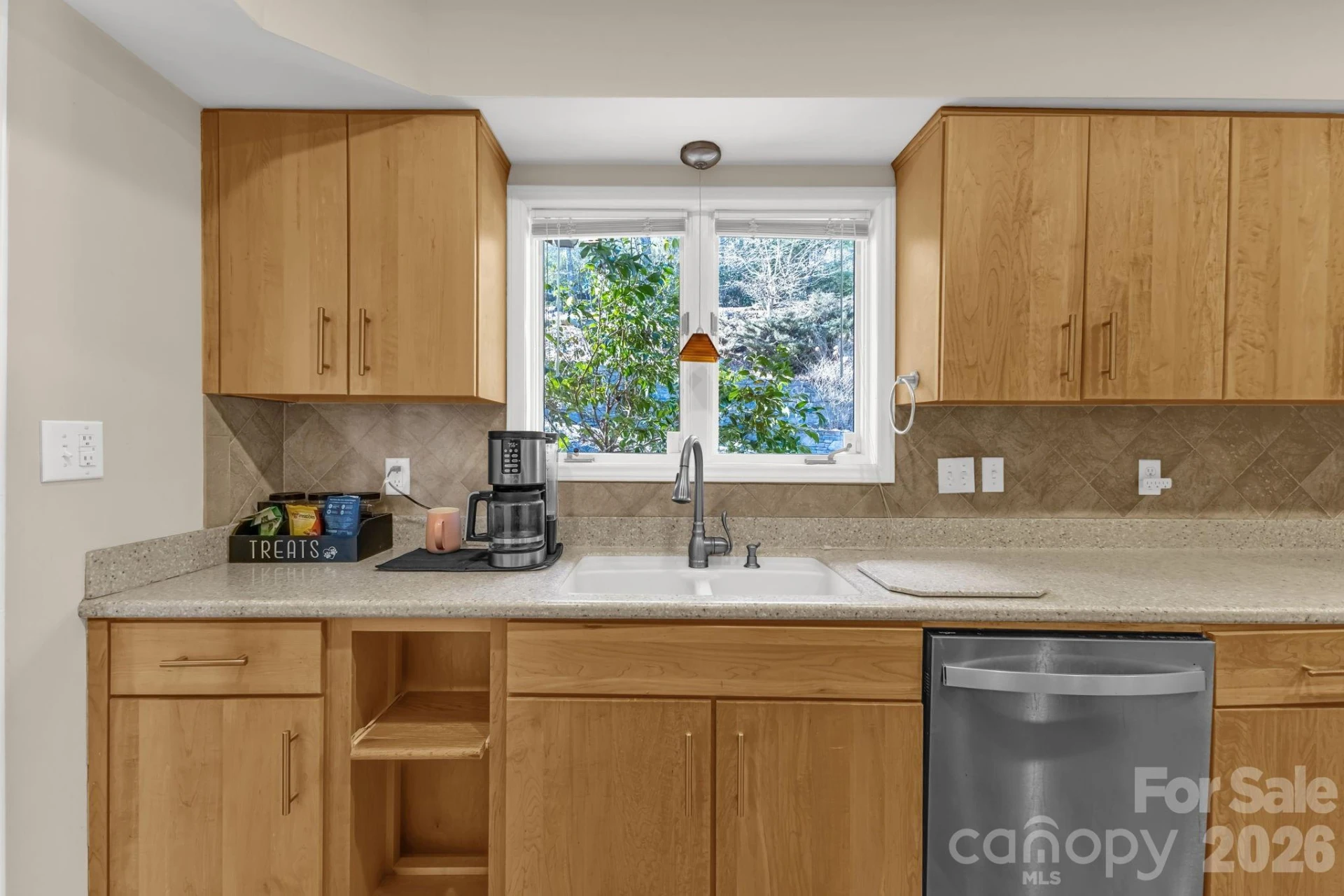 11 Poplar Drive - Photo 7