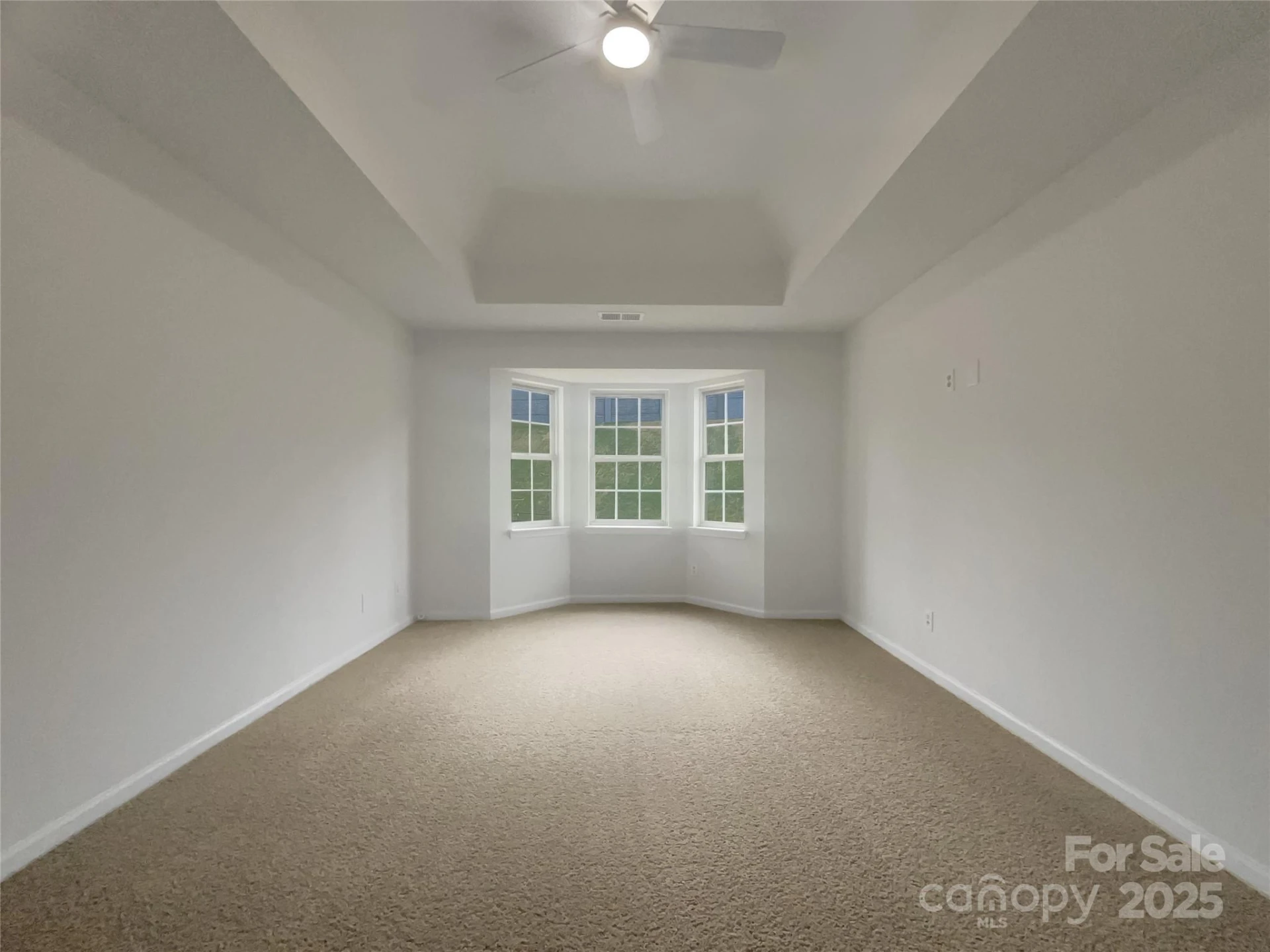 121 Shining Armor Court - Photo 14