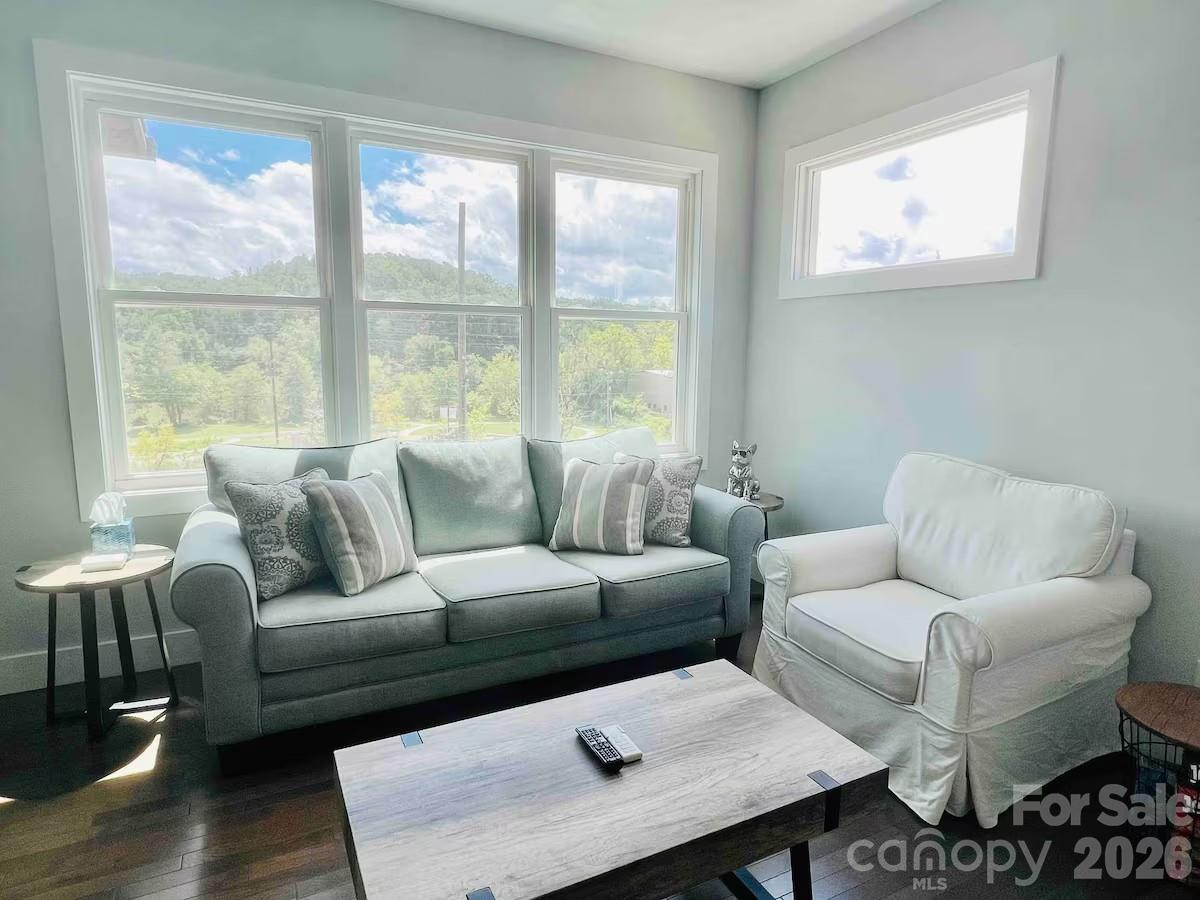 1061 and 1063 Riverside Drive - Photo 4