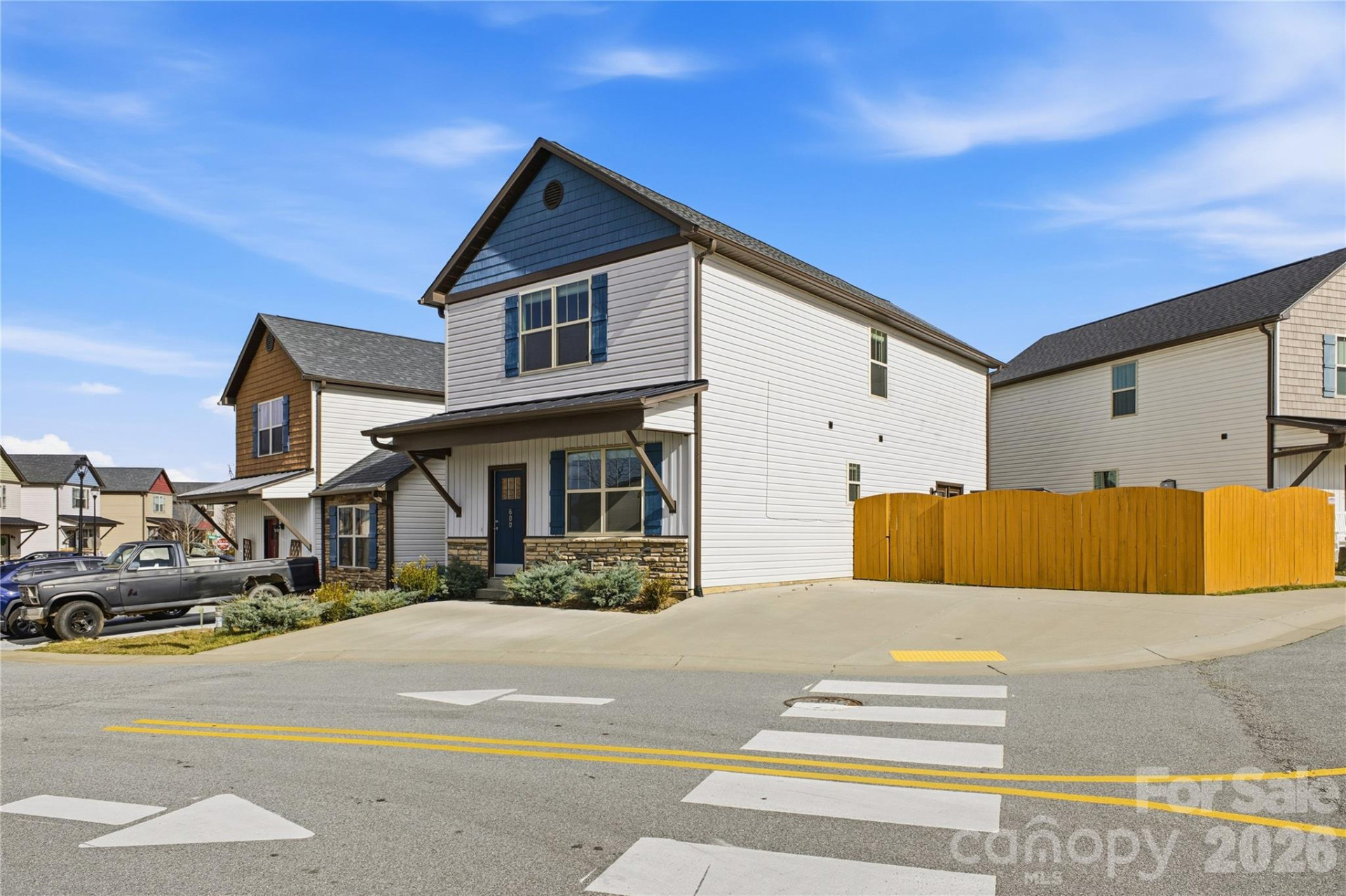 600 Cardwell Lane - Photo 2