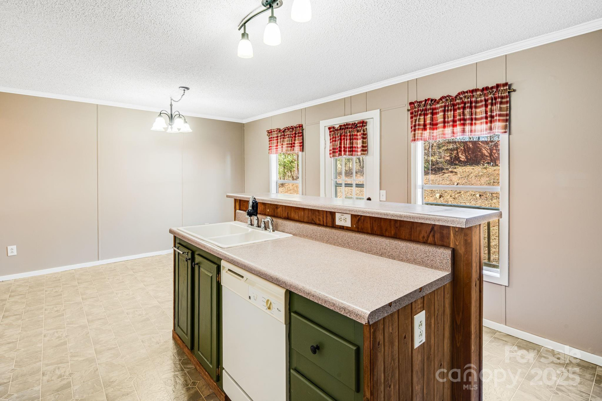 15 Cyrus Lane - Photo 14