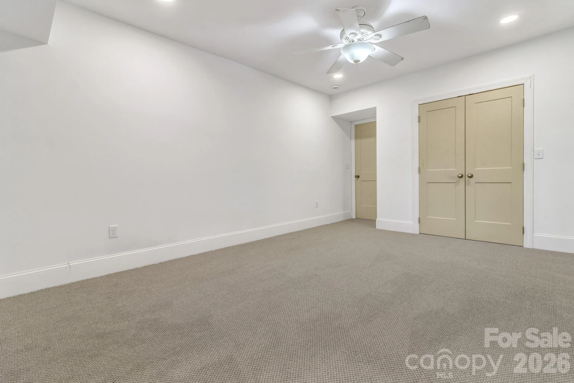 3 Frith Drive - Photo 42