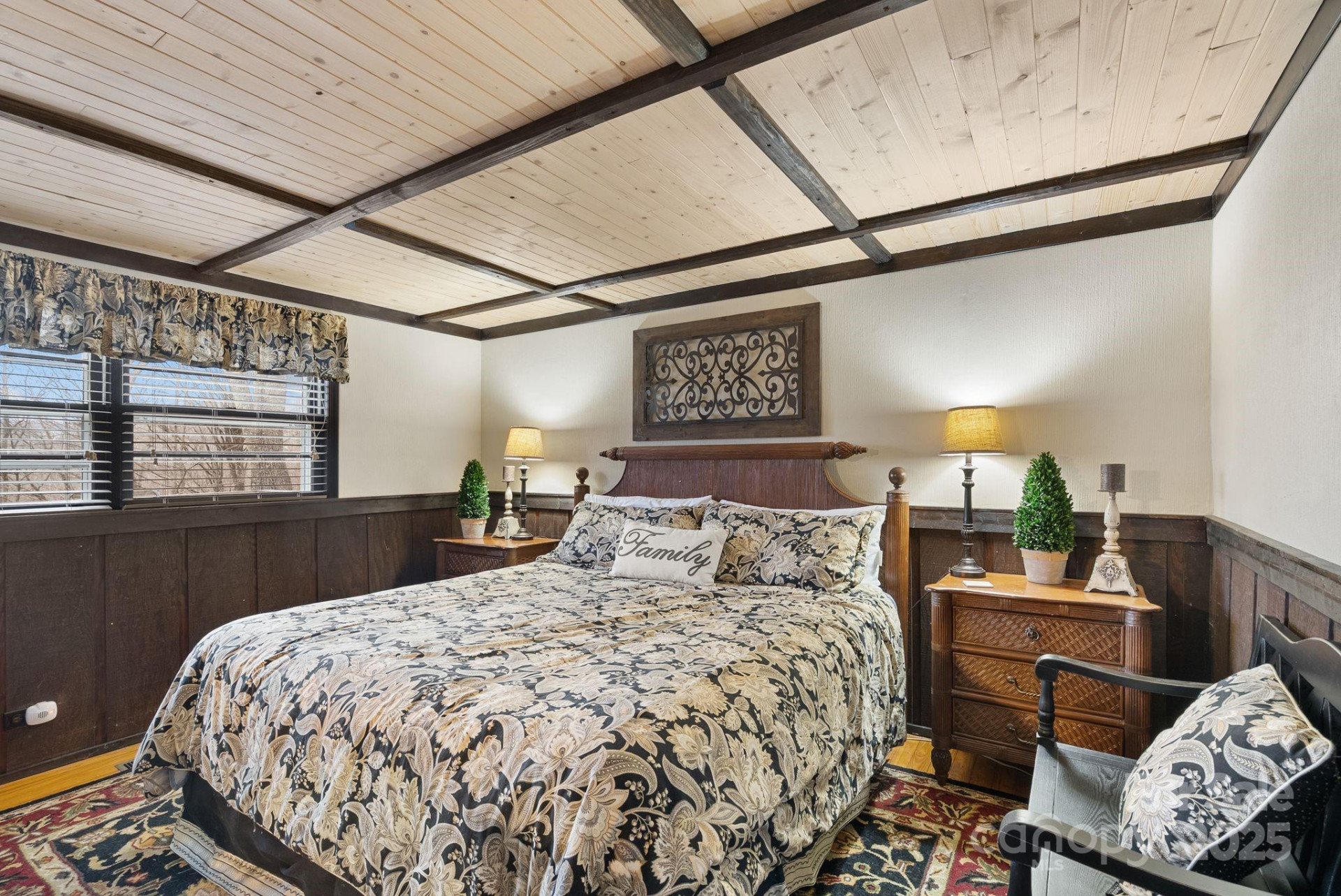 1040 Oak Ridge Lane - Photo 12