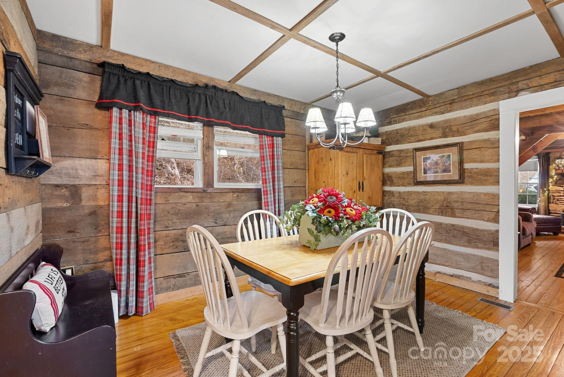 1040 Oak Ridge Lane - Photo 7