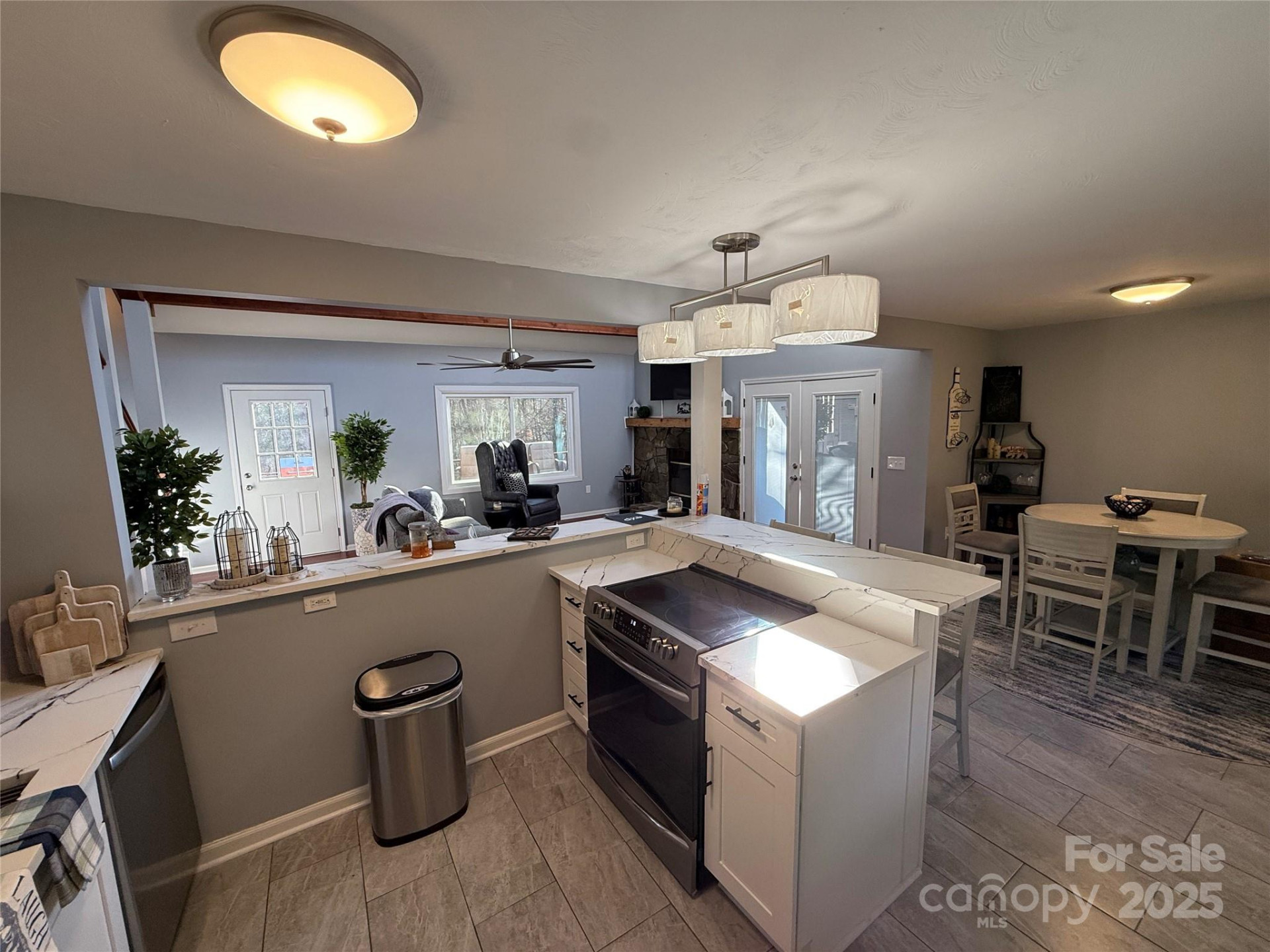 397 Shumont Estate - Photo 11