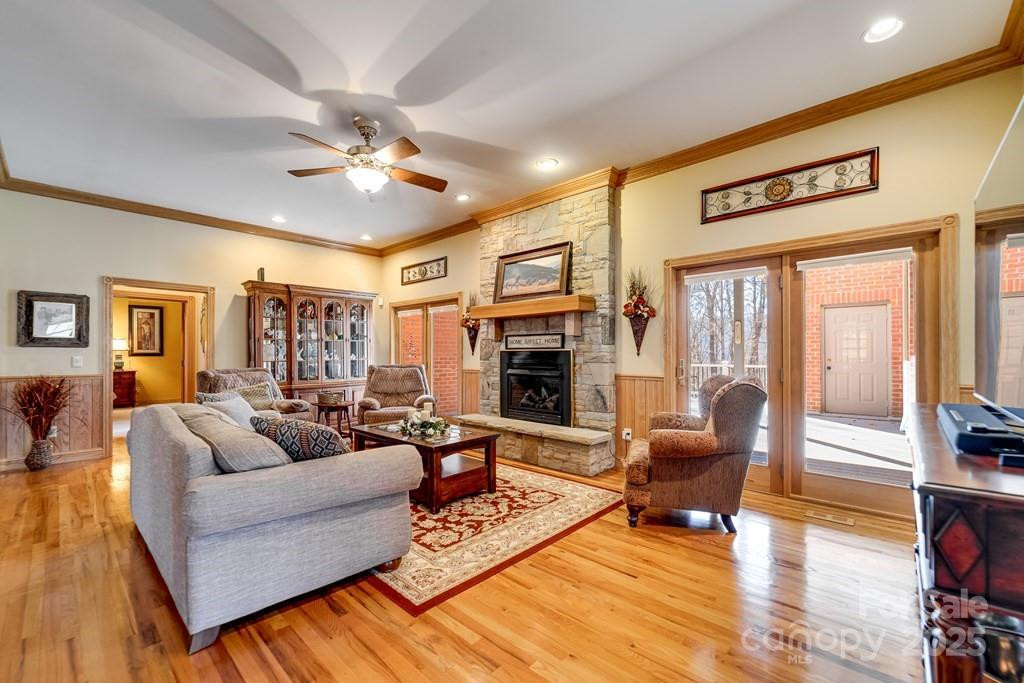 832 Asheville Highway - Photo 12