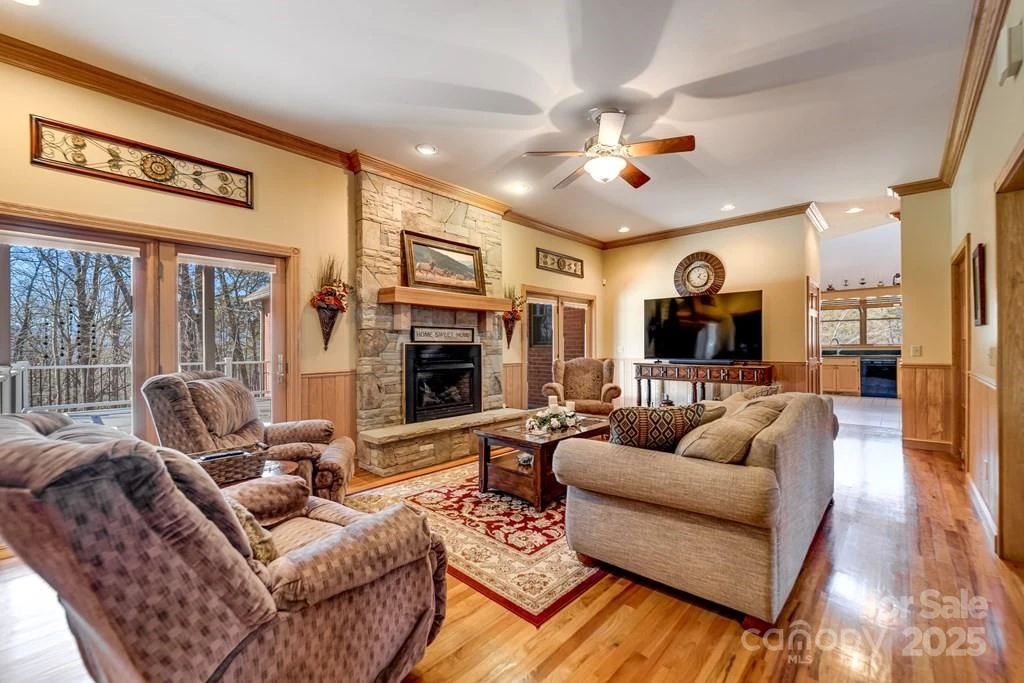 832 Asheville Highway - Photo 13