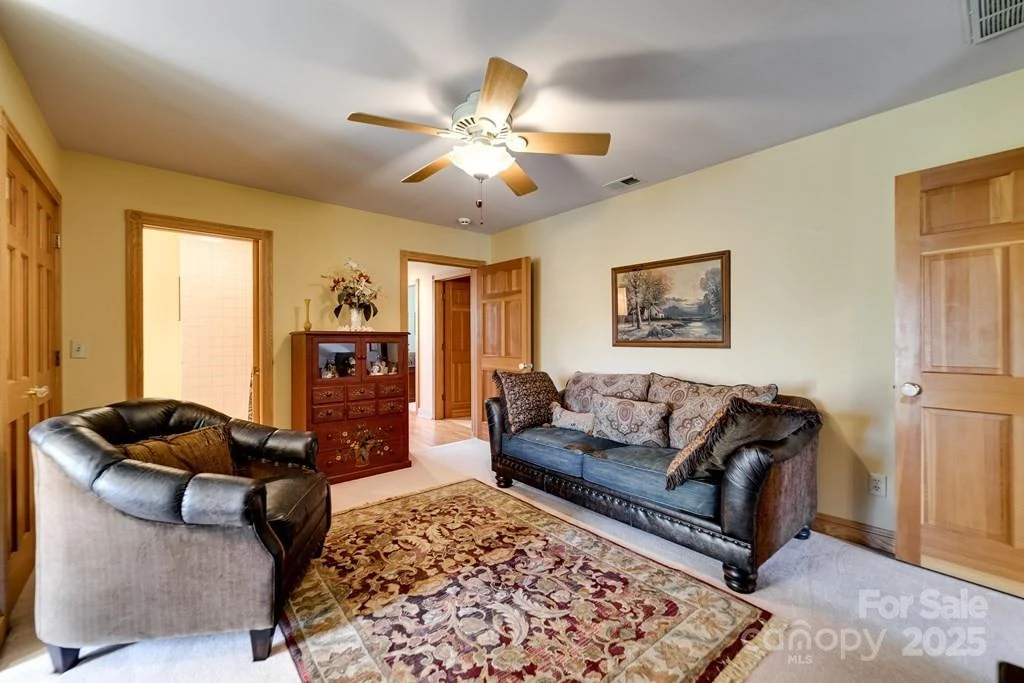 832 Asheville Highway - Photo 29