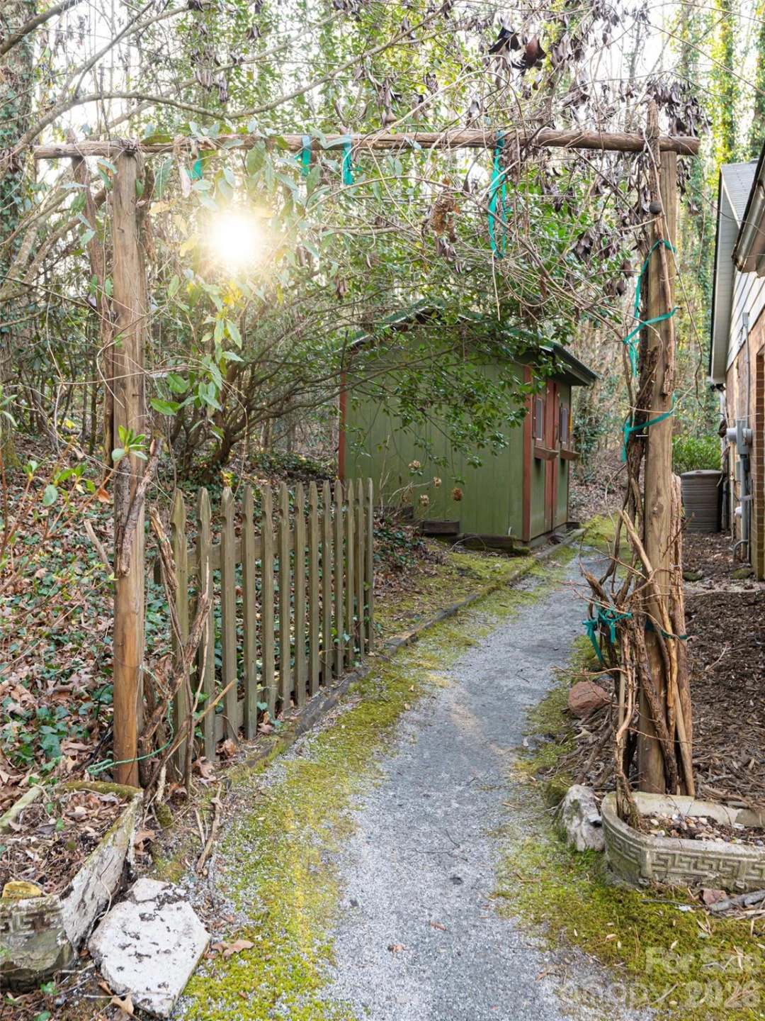 100 Wolf Shoals Drive - Photo 45
